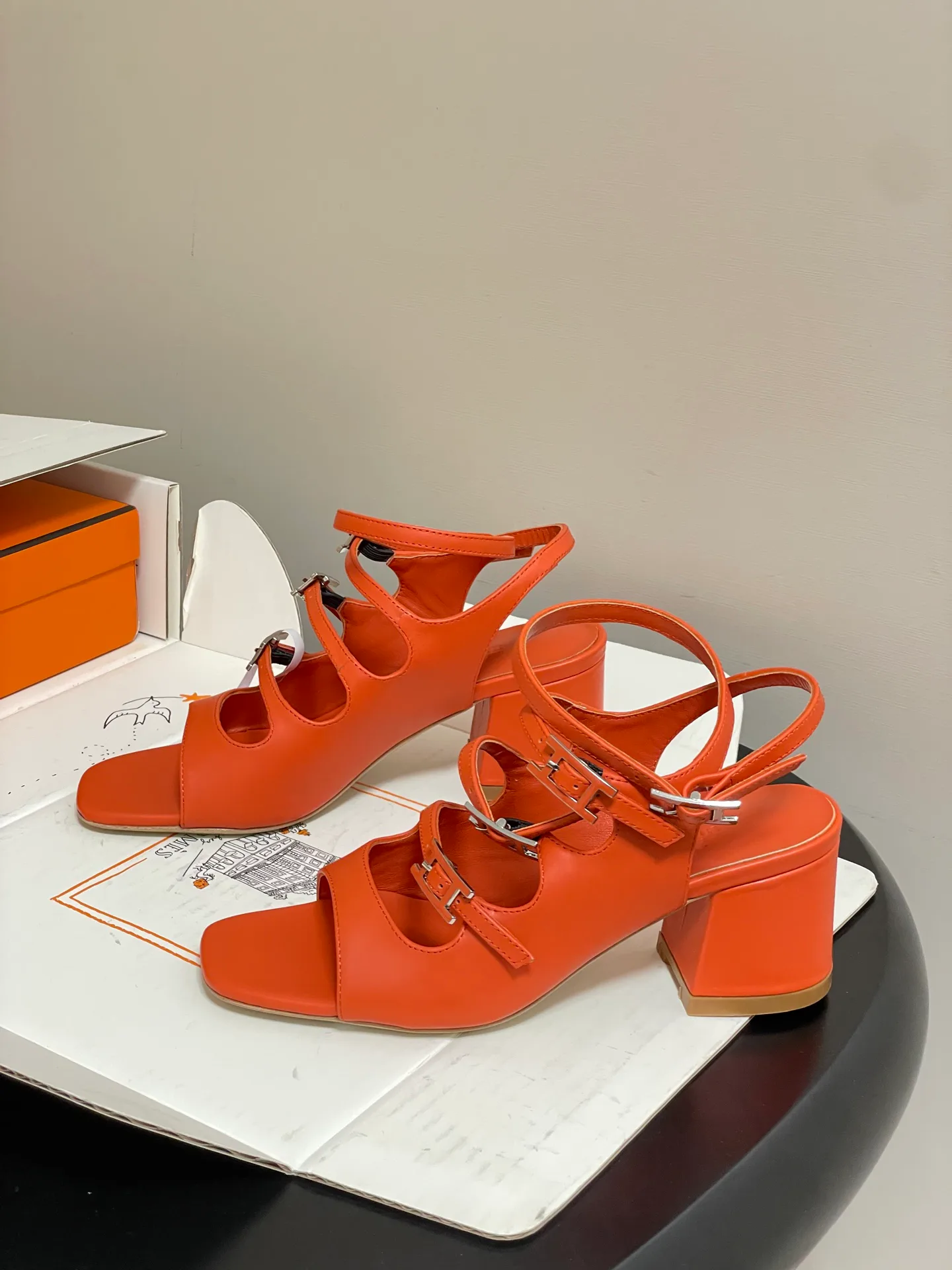 Босоножки Женские Hermes 17558058