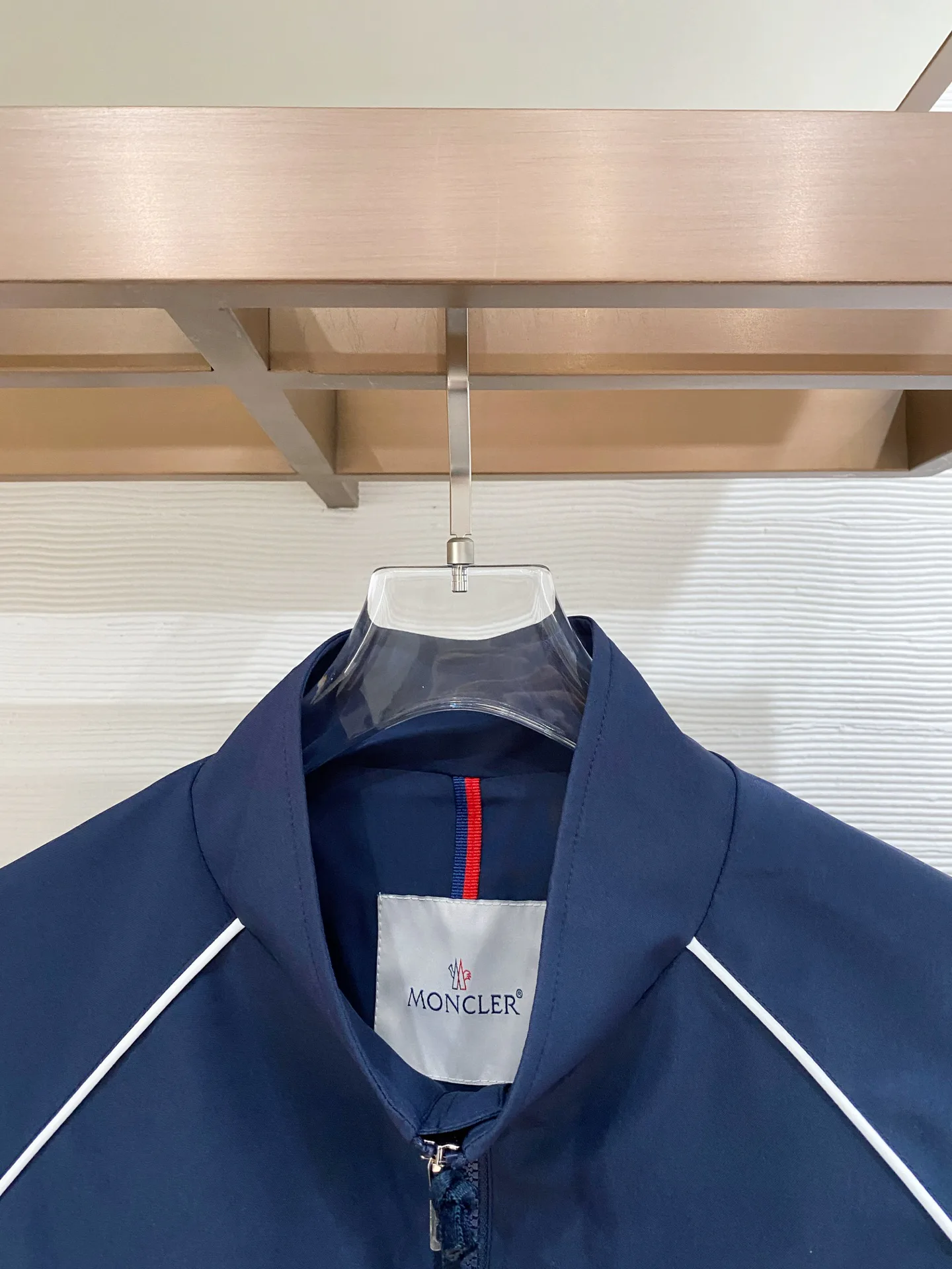 Куртки И Пуховики Мужские Moncler 4600951