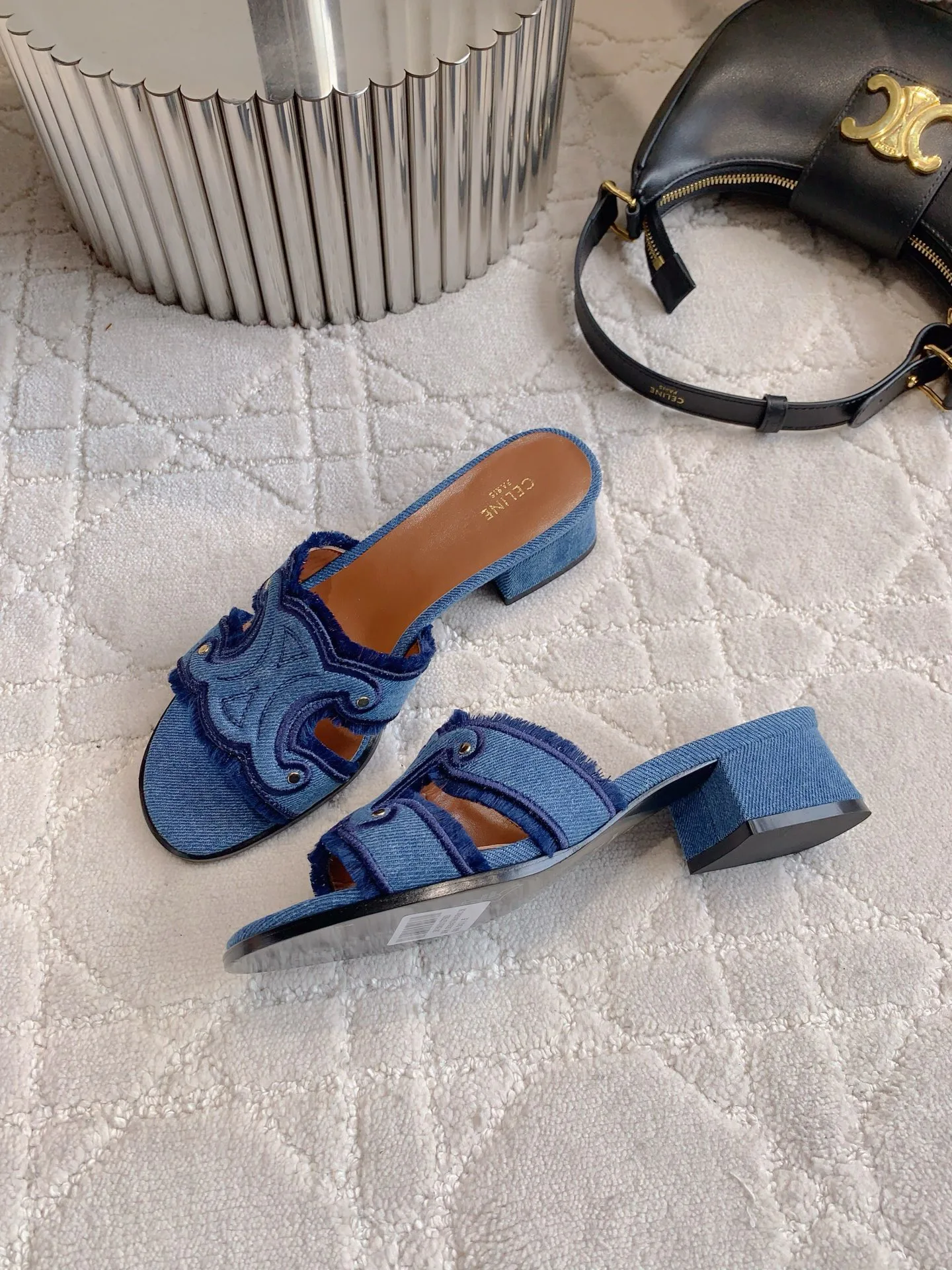 Шлепанцы Женские Celine 4321300