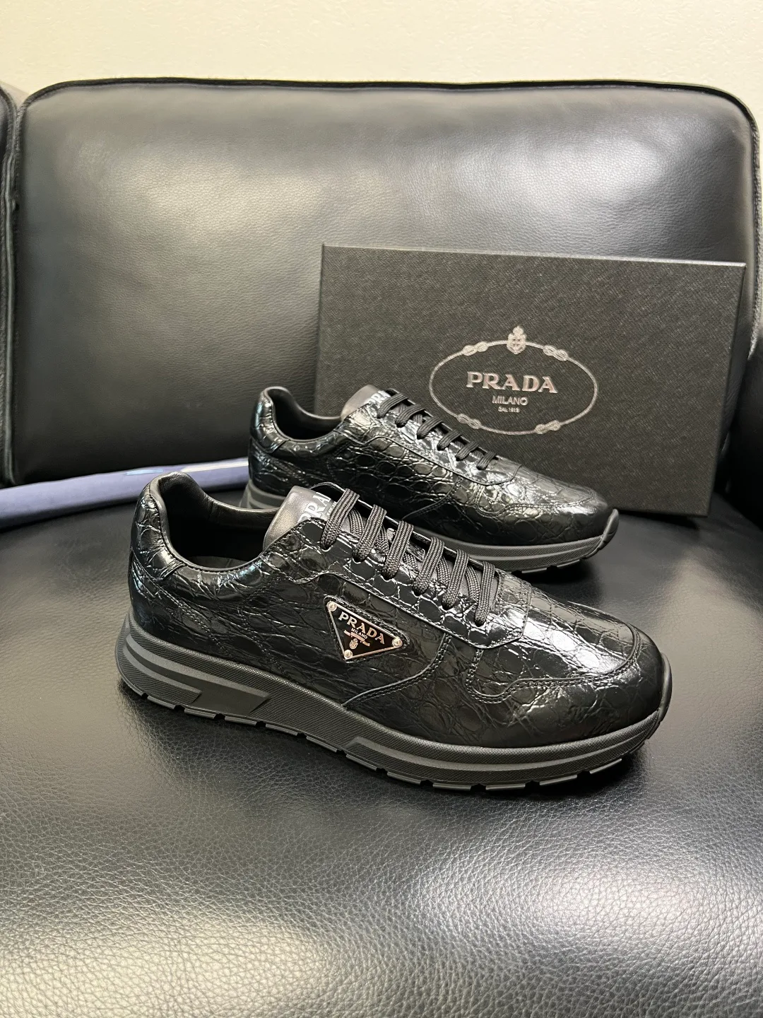 Кроссовки Мужские Prada 420074