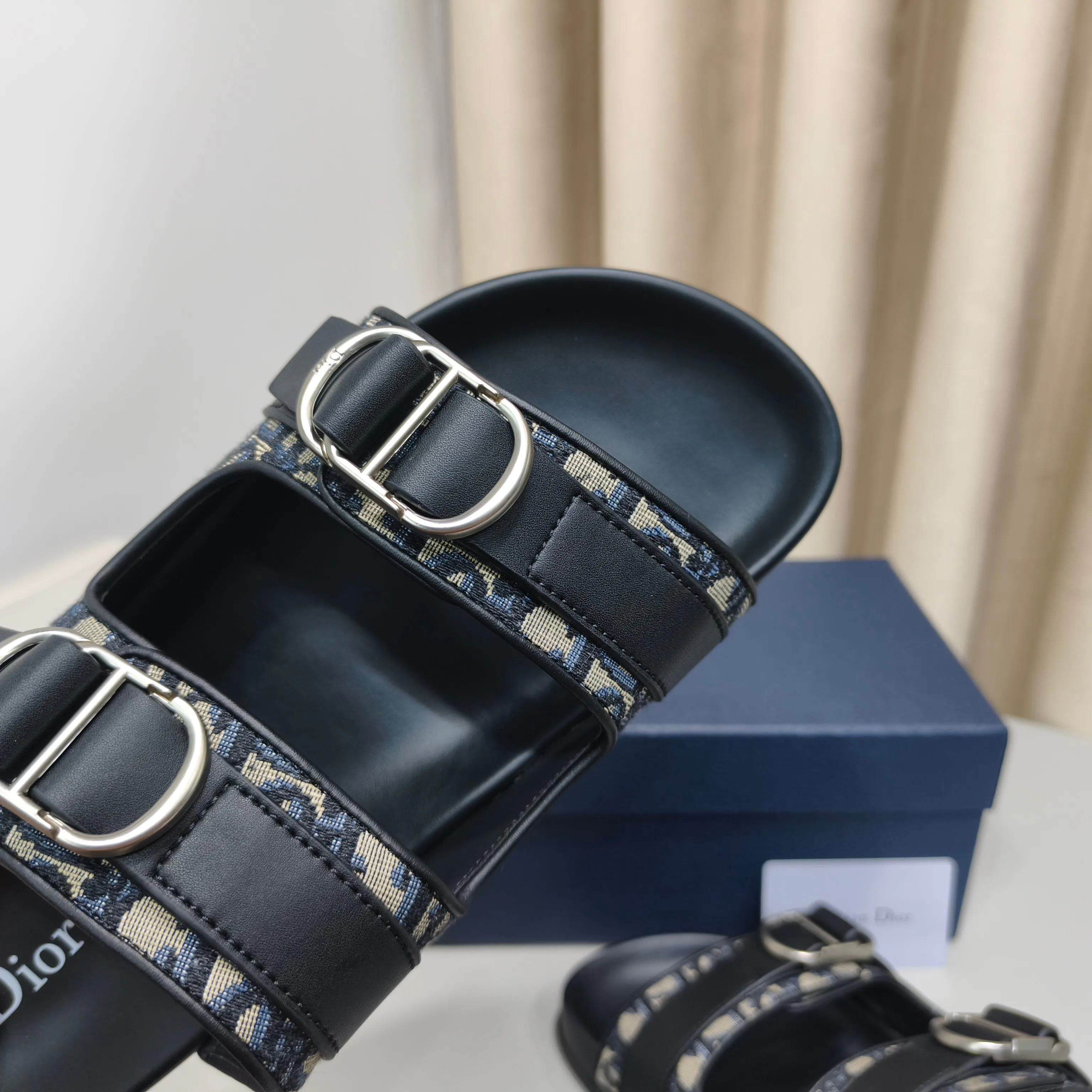 Сандалии Мужские Christian Dior 17988859