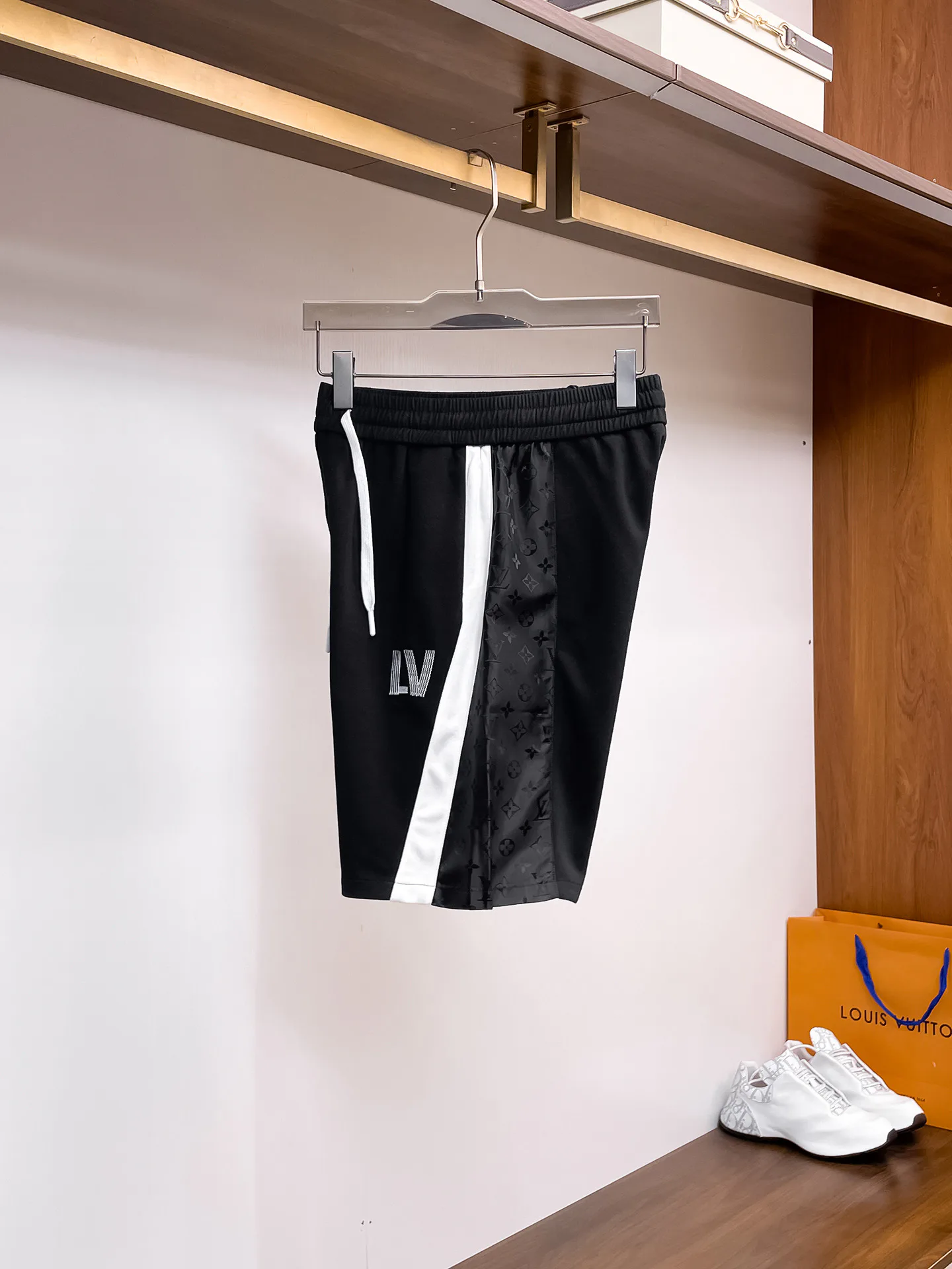 Шорты Мужские Louis Vuitton 13417601