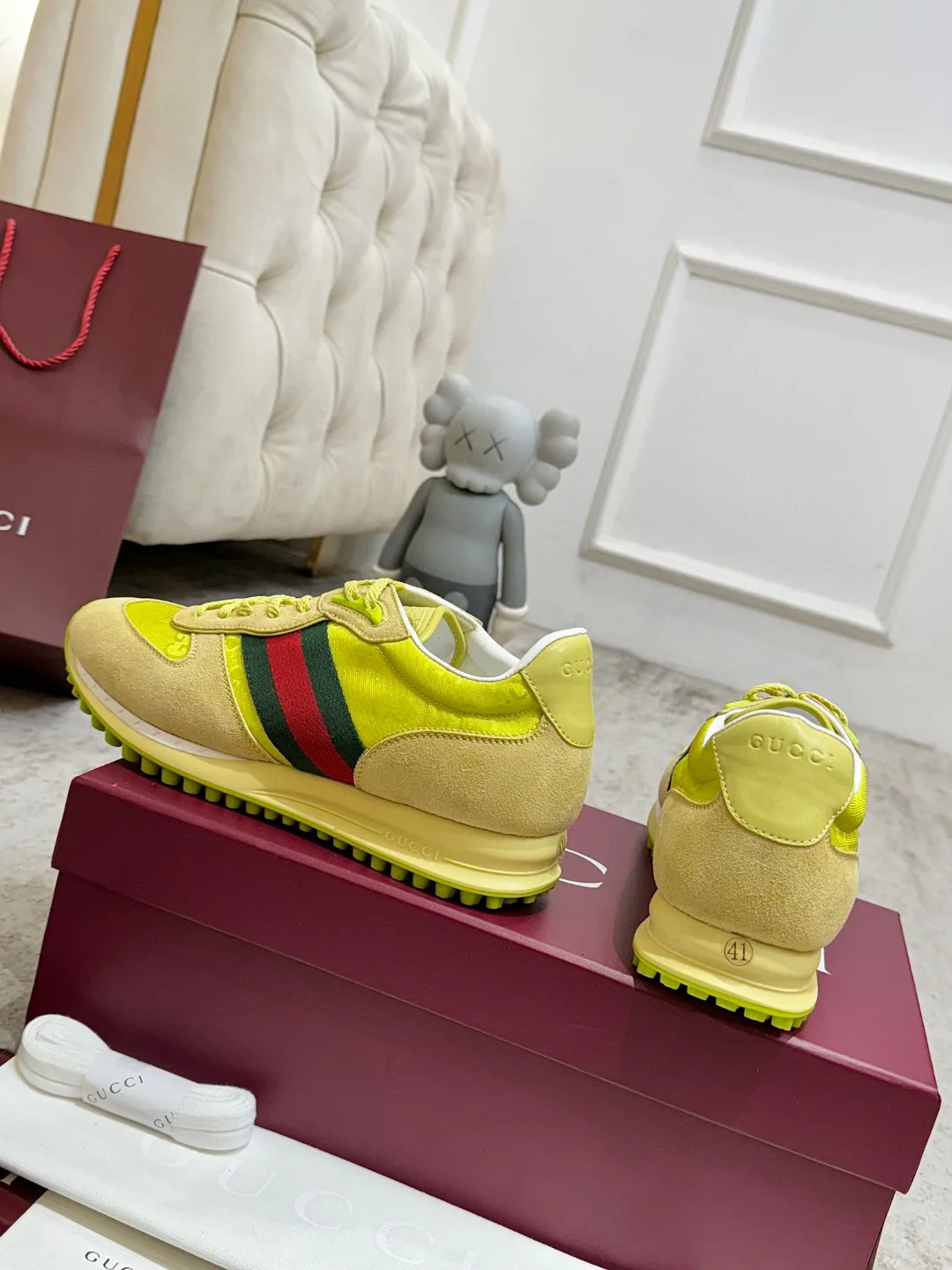 Кроссовки Женские Gucci 944880