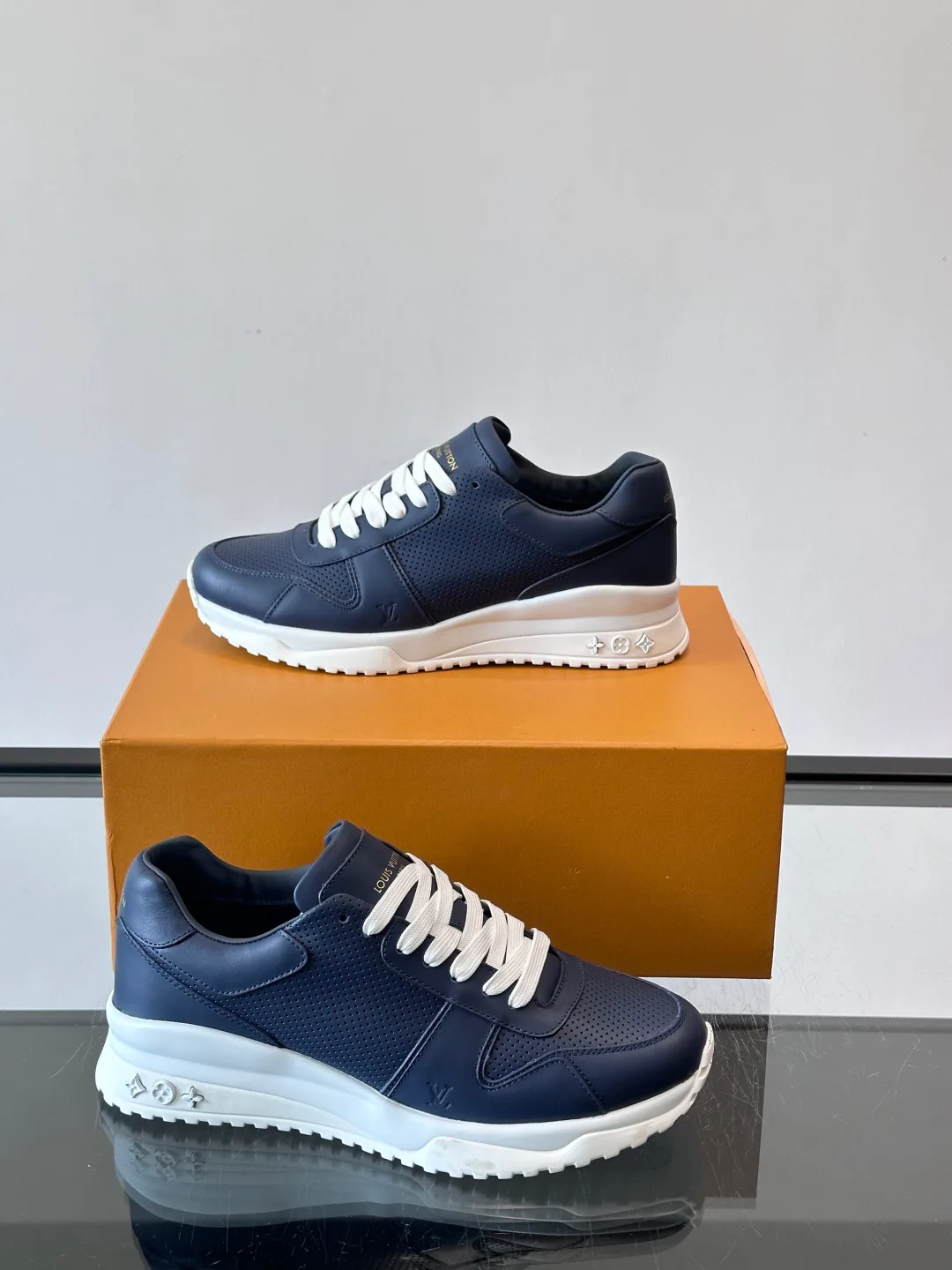 Кроссовки Мужские Louis Vuitton 1269662