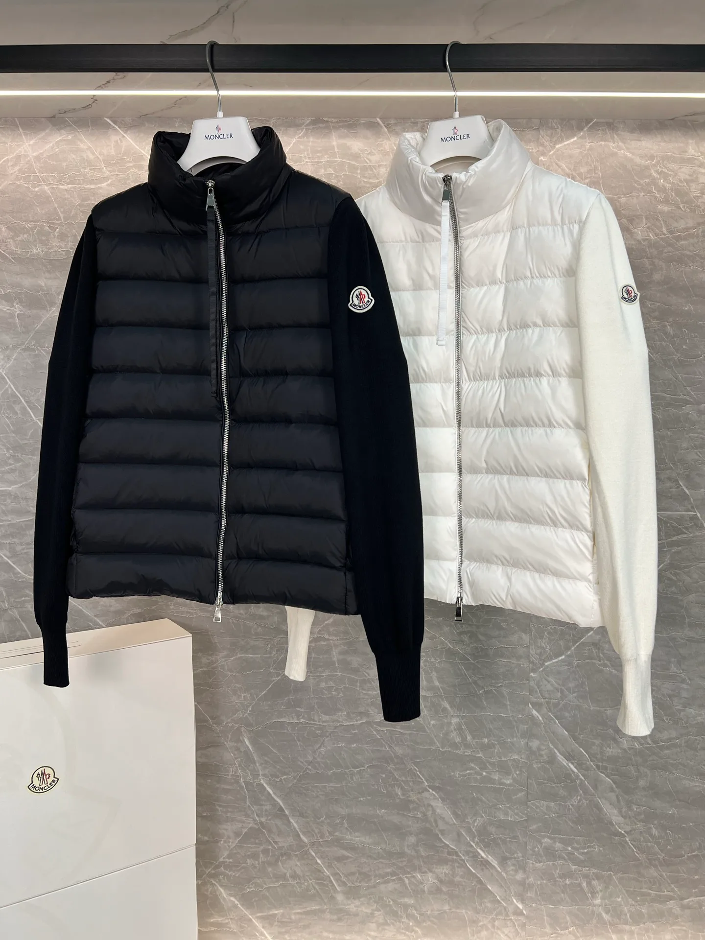 Куртки И Пуховики Женские Moncler 18599809