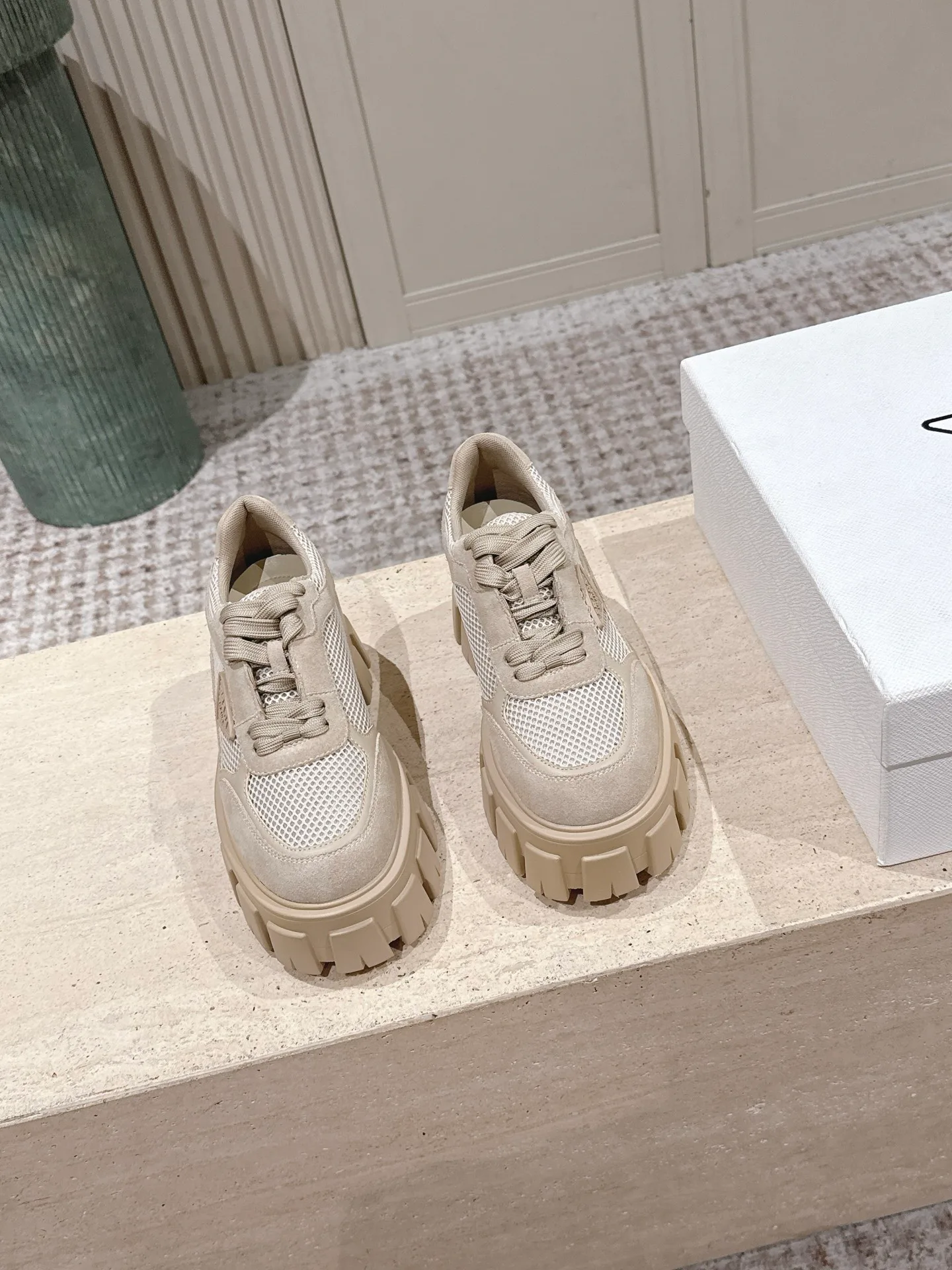 Кроссовки Женские Prada 18142658
