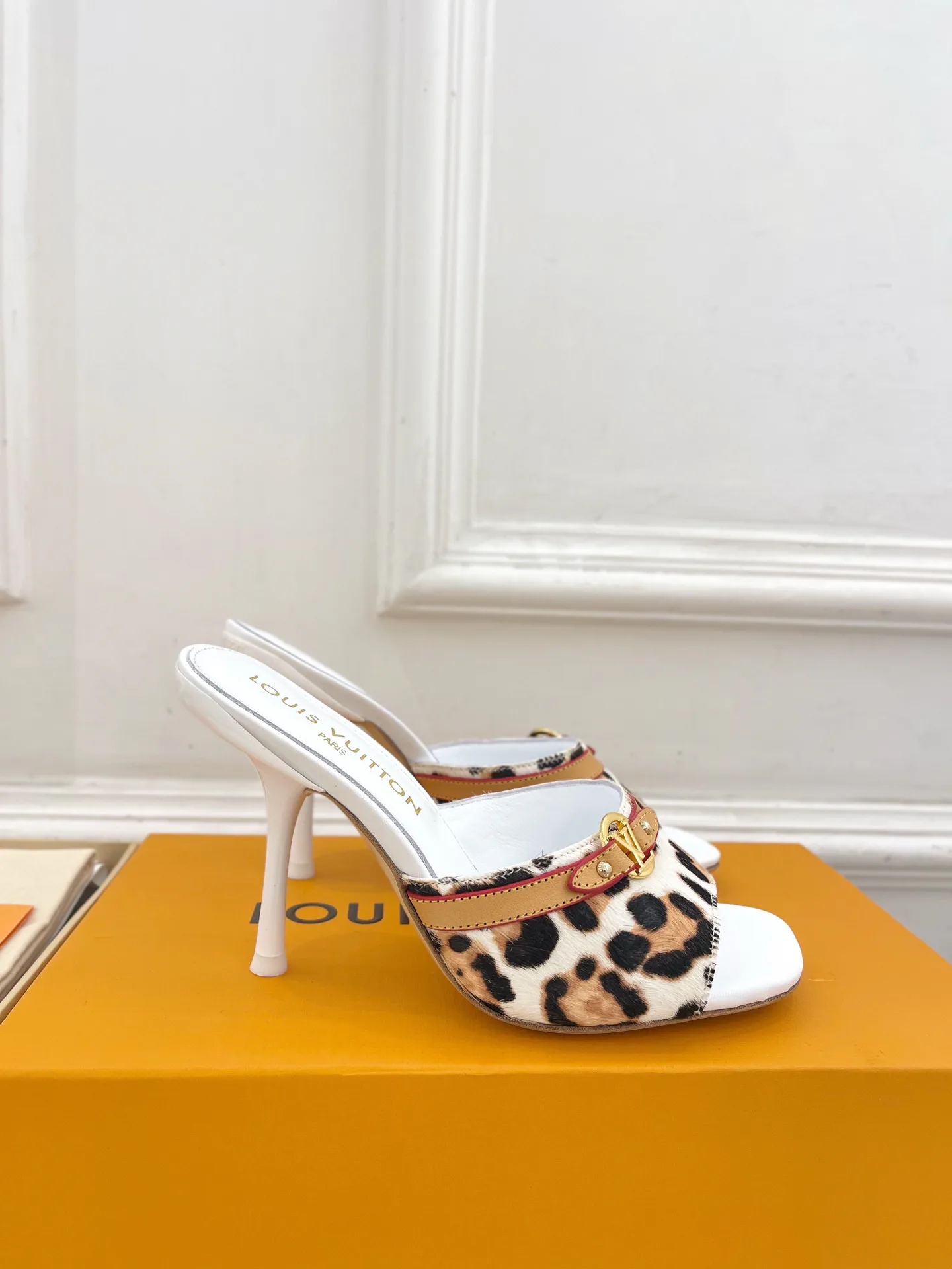 Туфли Женские Louis Vuitton 11458164