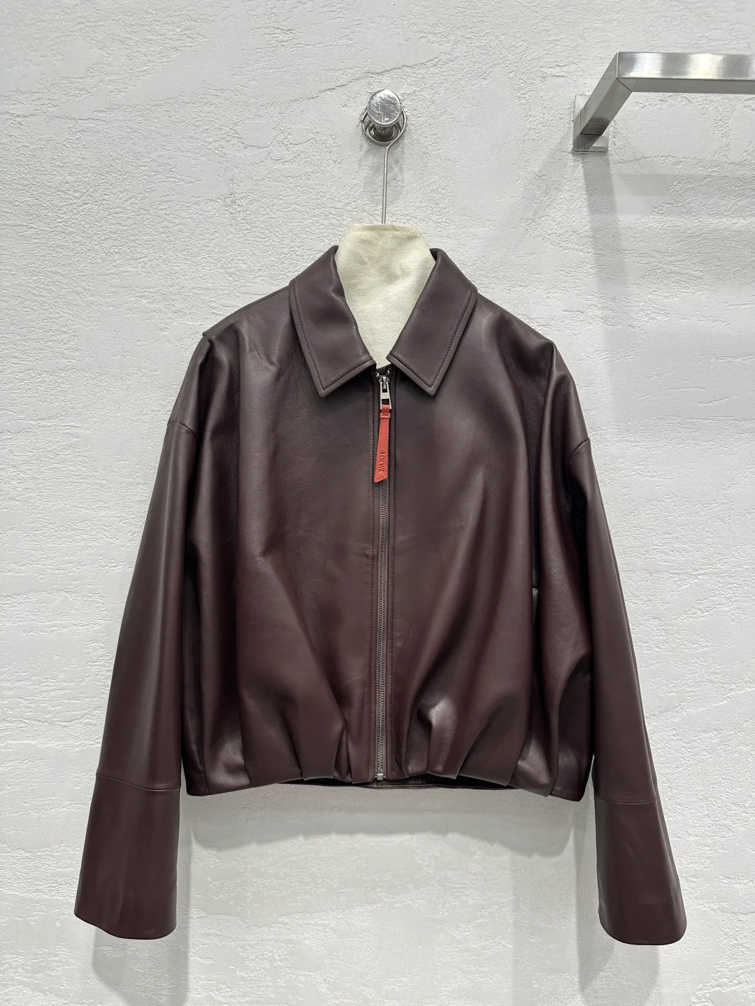 Кожаные Куртки И Дублёнки Женские Loewe 11686181