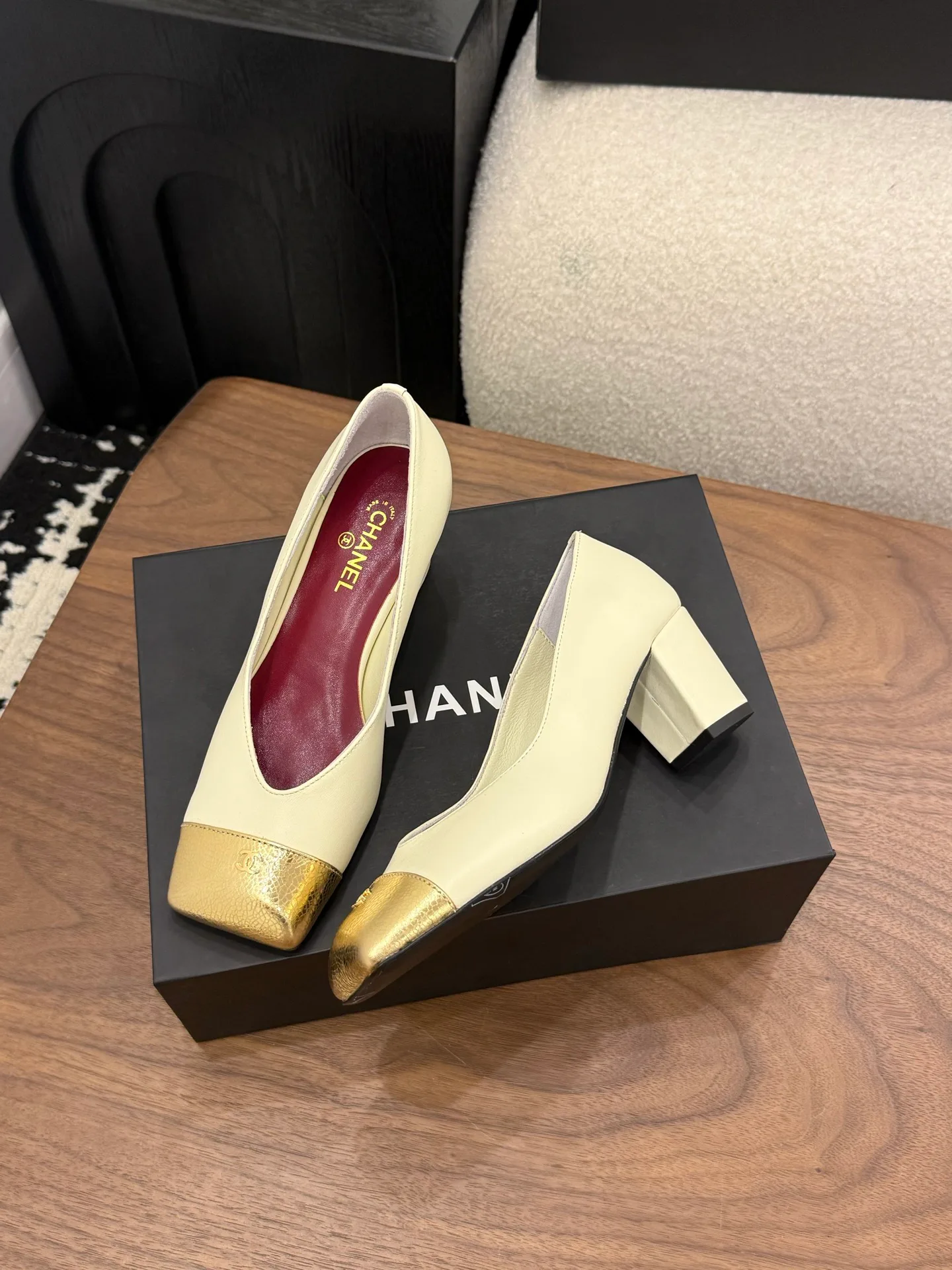 Туфли Женские Chanel 13230790