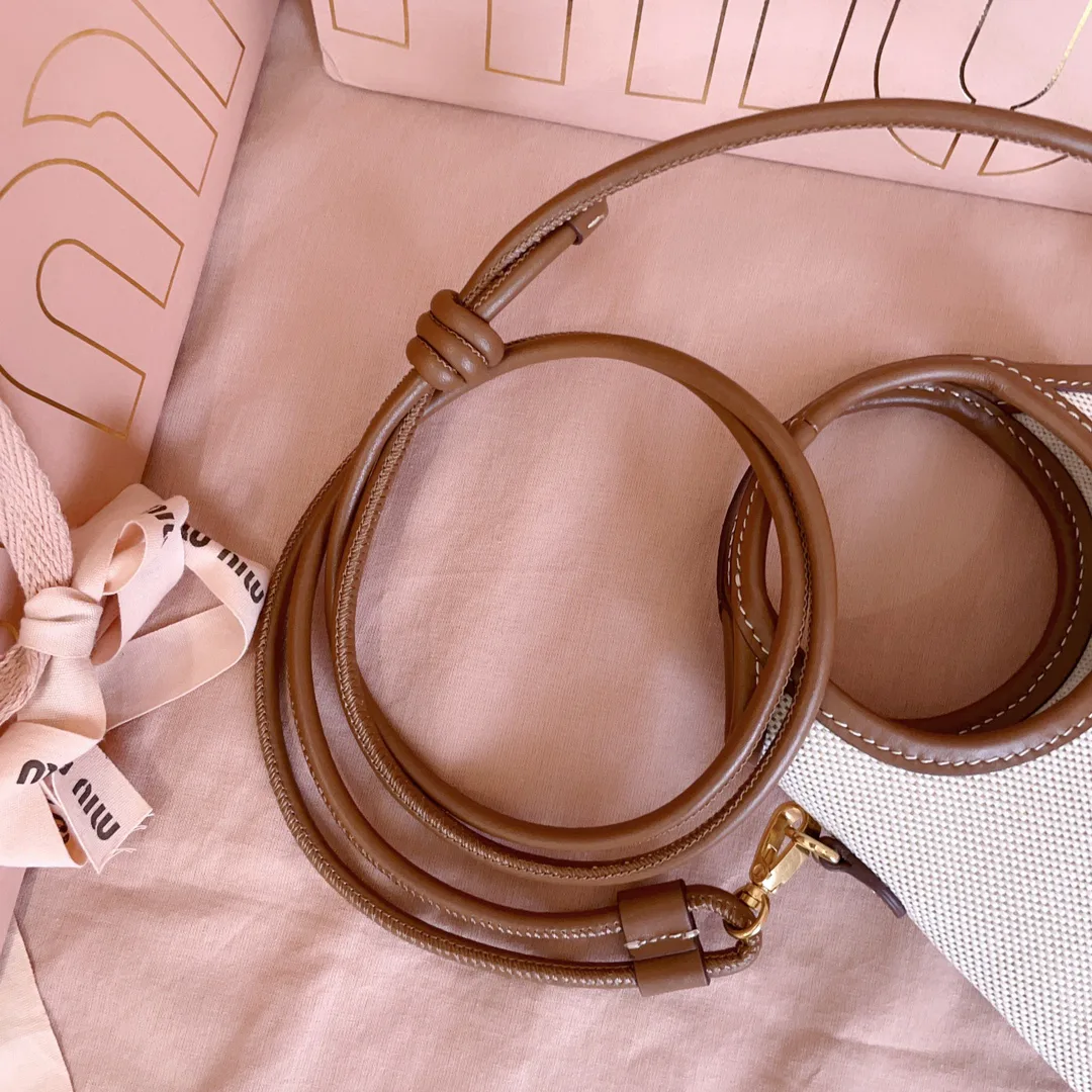 Сумки На Ремне Женские Miu Miu 11872273