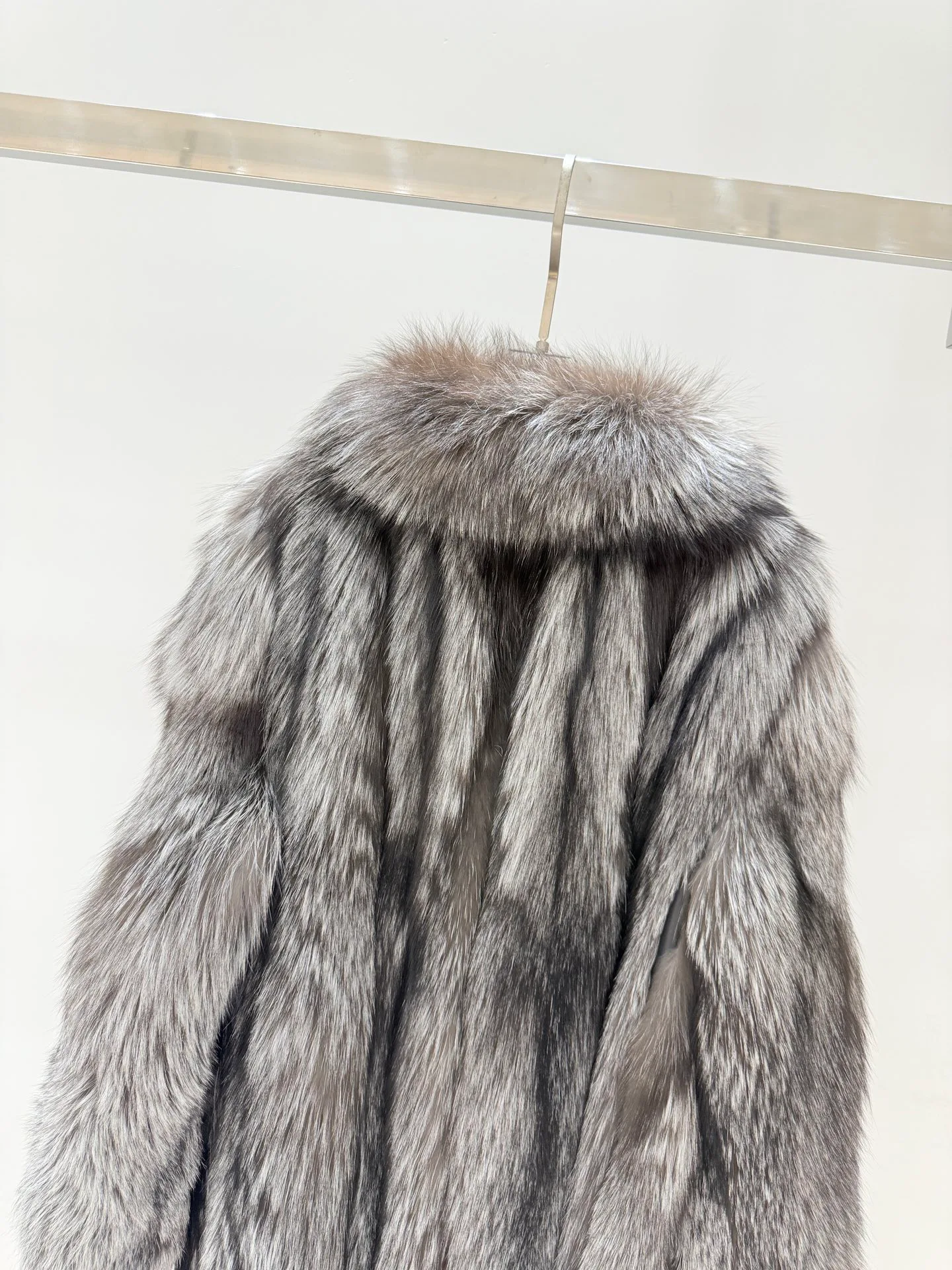Шубы Женские Fendi 18343551