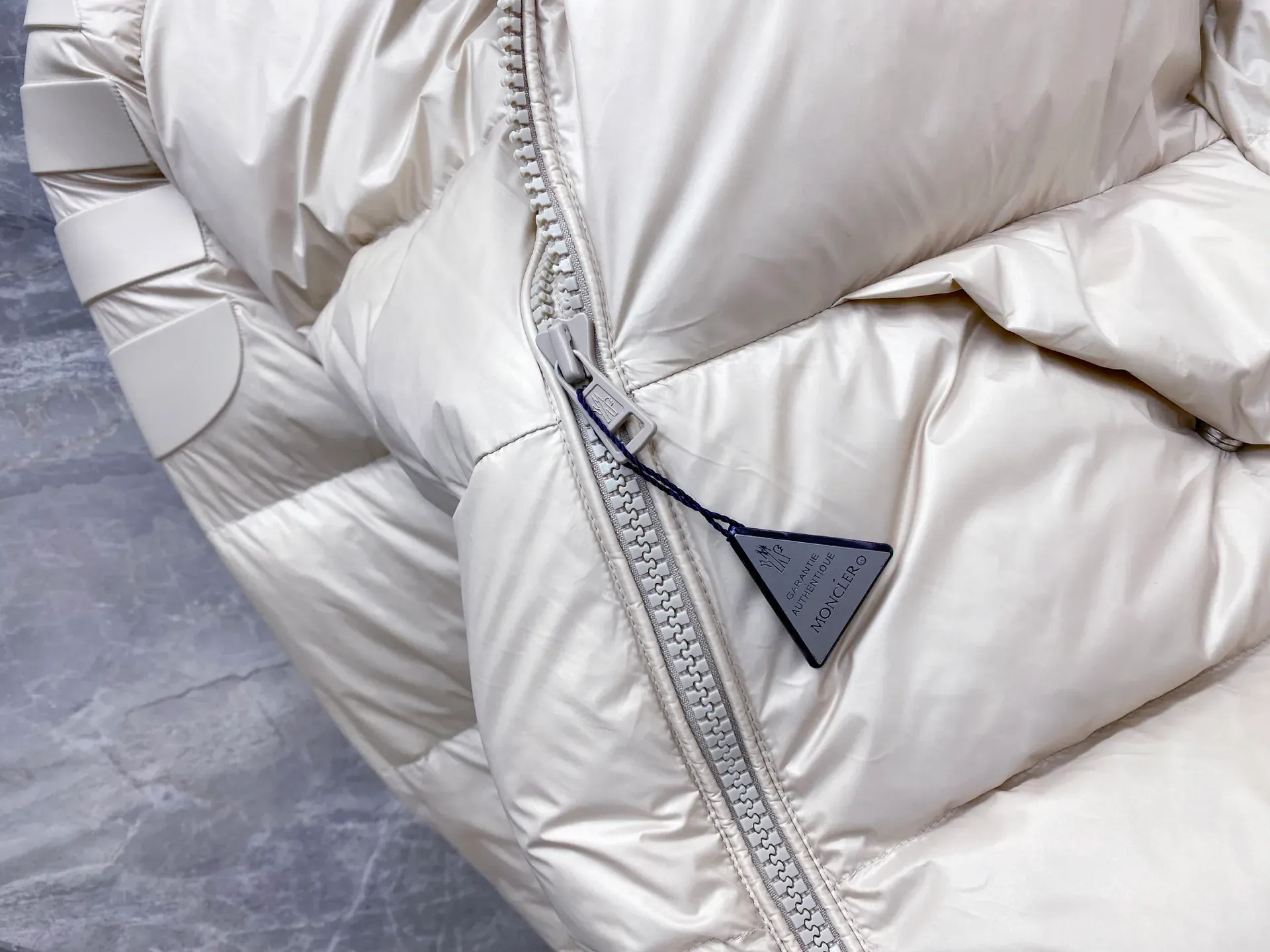 Куртки И Пуховики Мужские Moncler 1127573