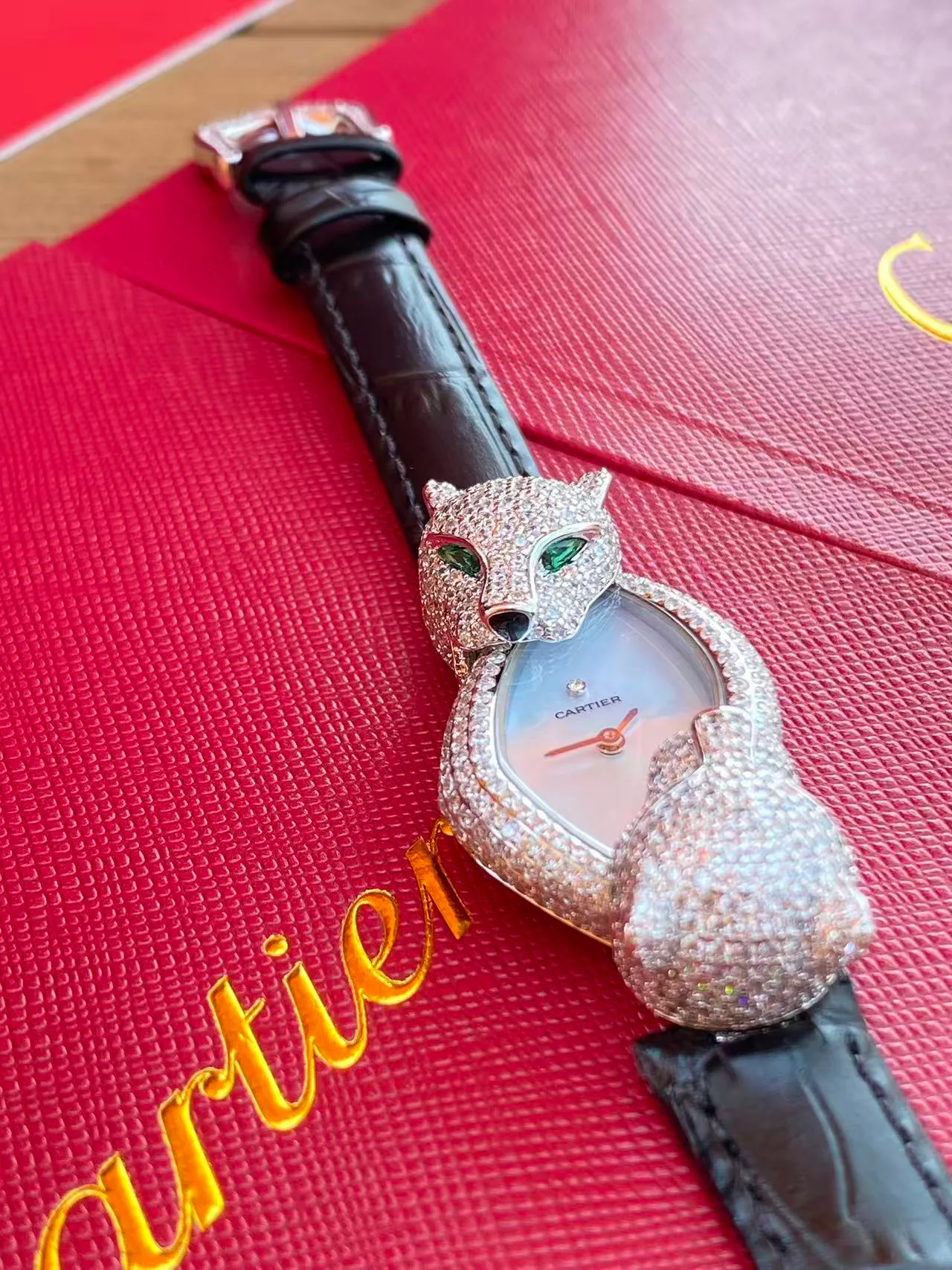 Часы Женские Cartier 1779698