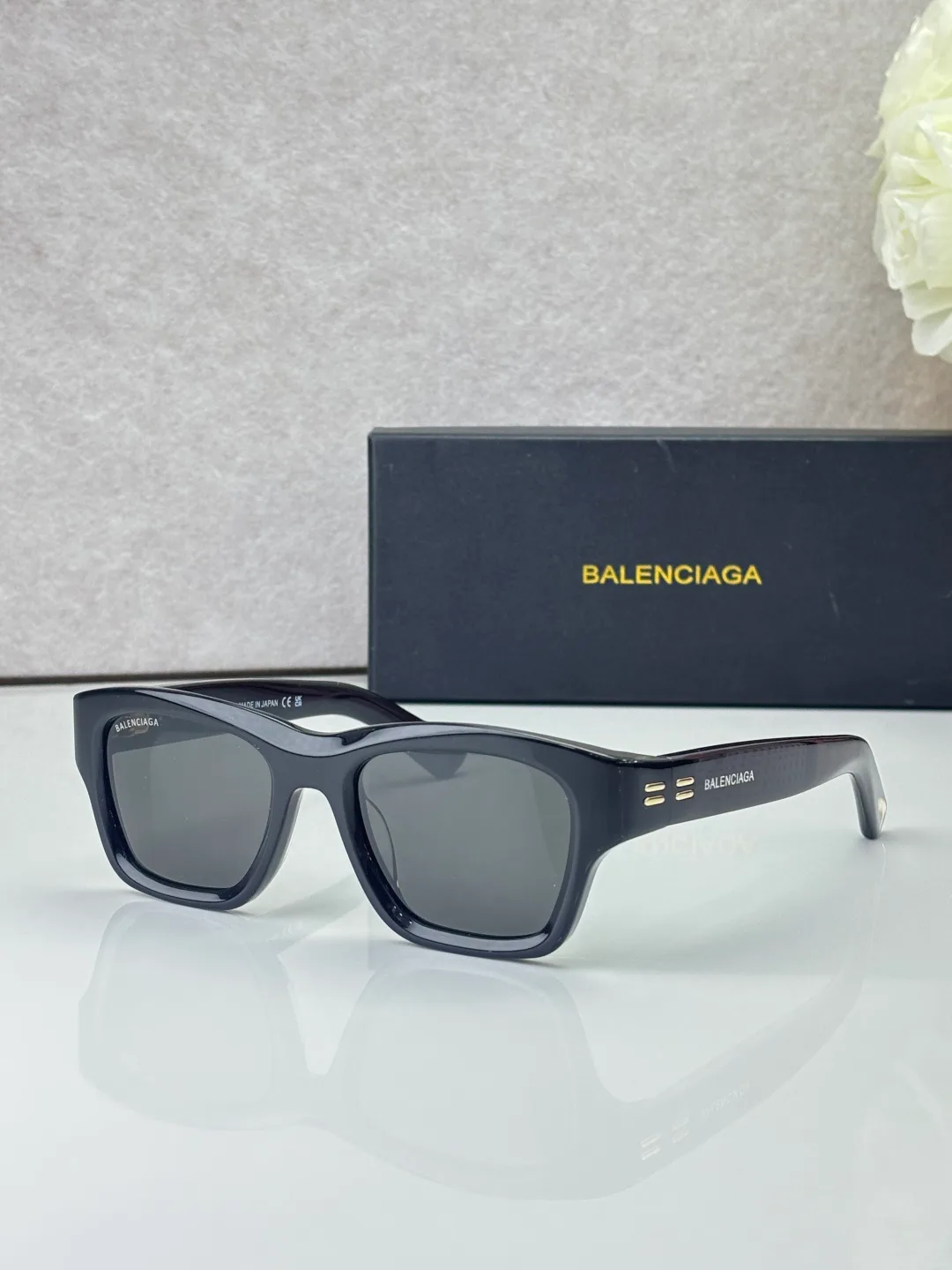Очки Balenciaga 18642751