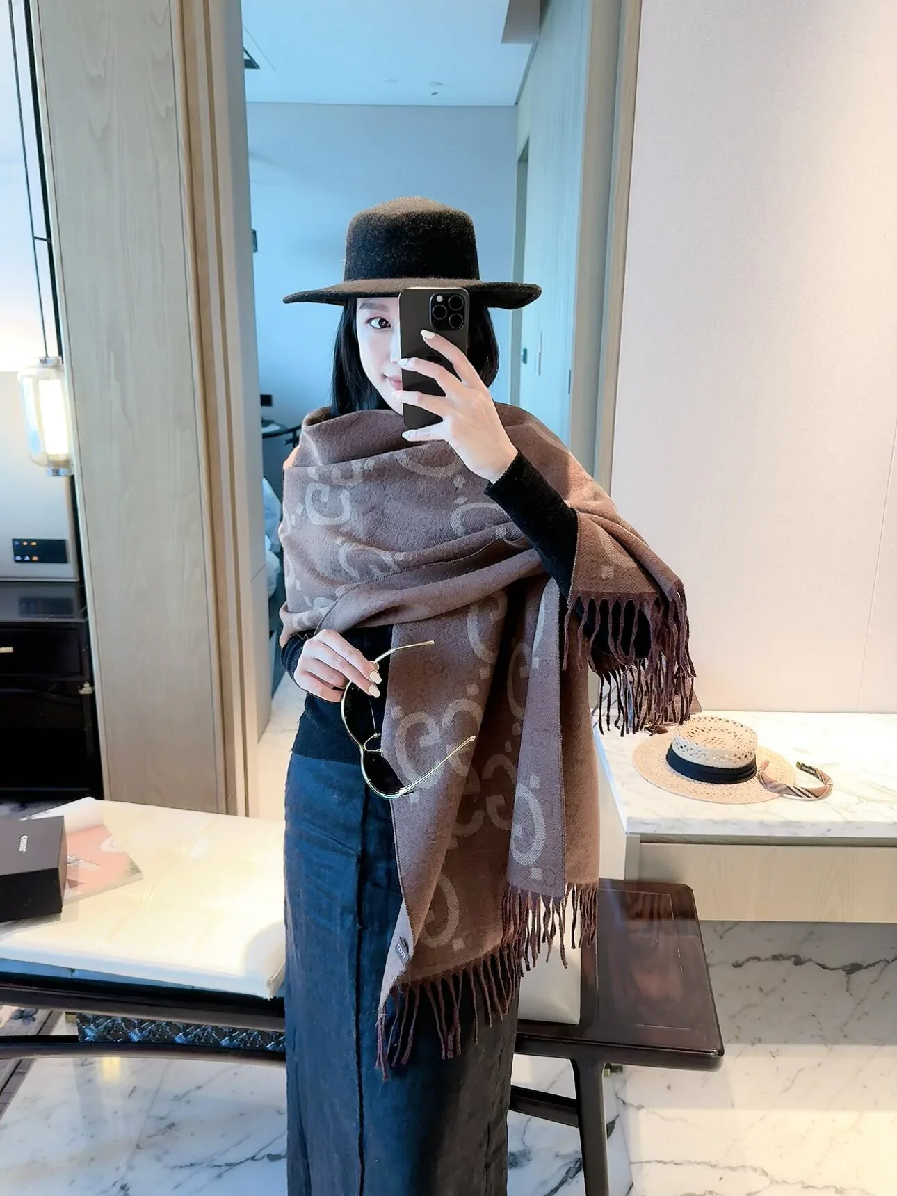 Шарфы Gucci 18222754