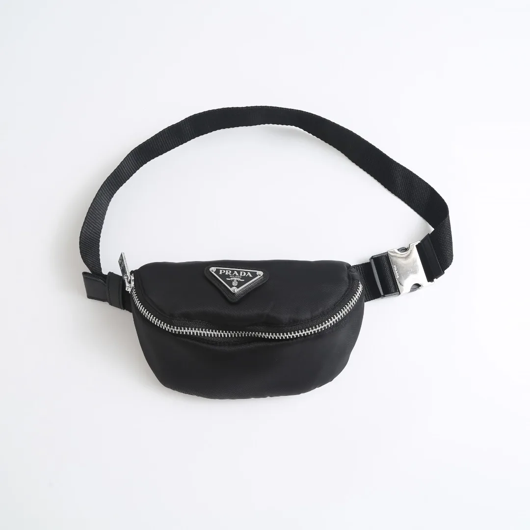 Куртки И Пуховики Женские Prada 19135410