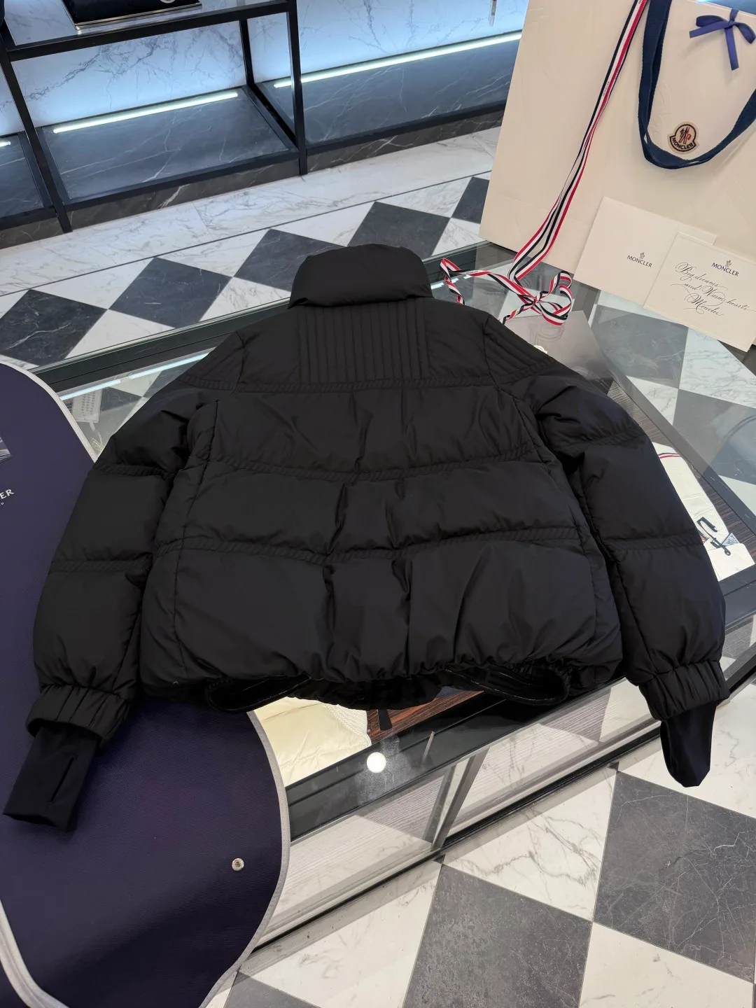 Куртки И Пуховики Женские Moncler 19245332