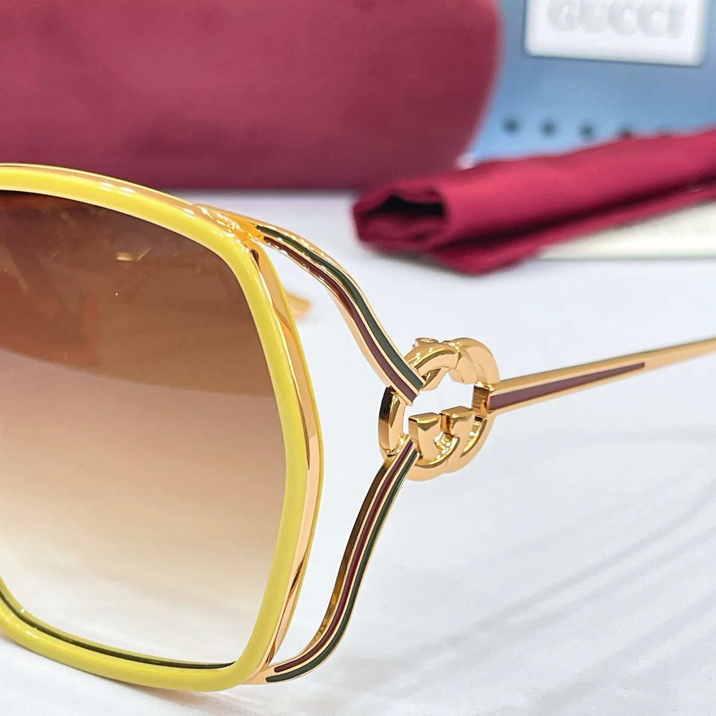 Очки Gucci 17381277