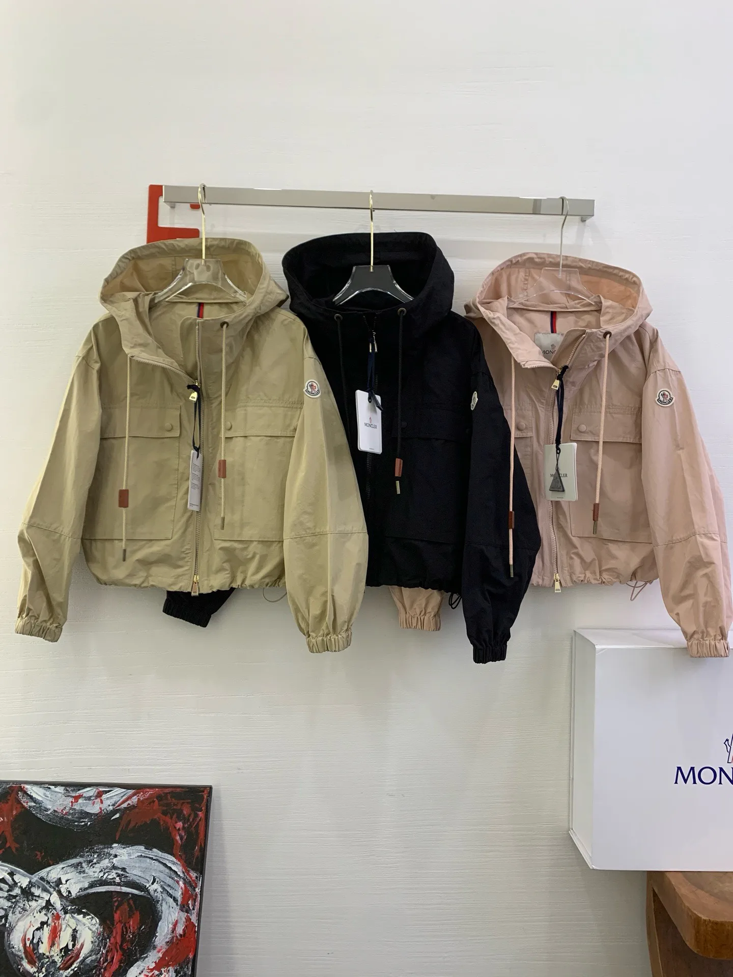 Куртки И Пуховики Женские Moncler 11480674