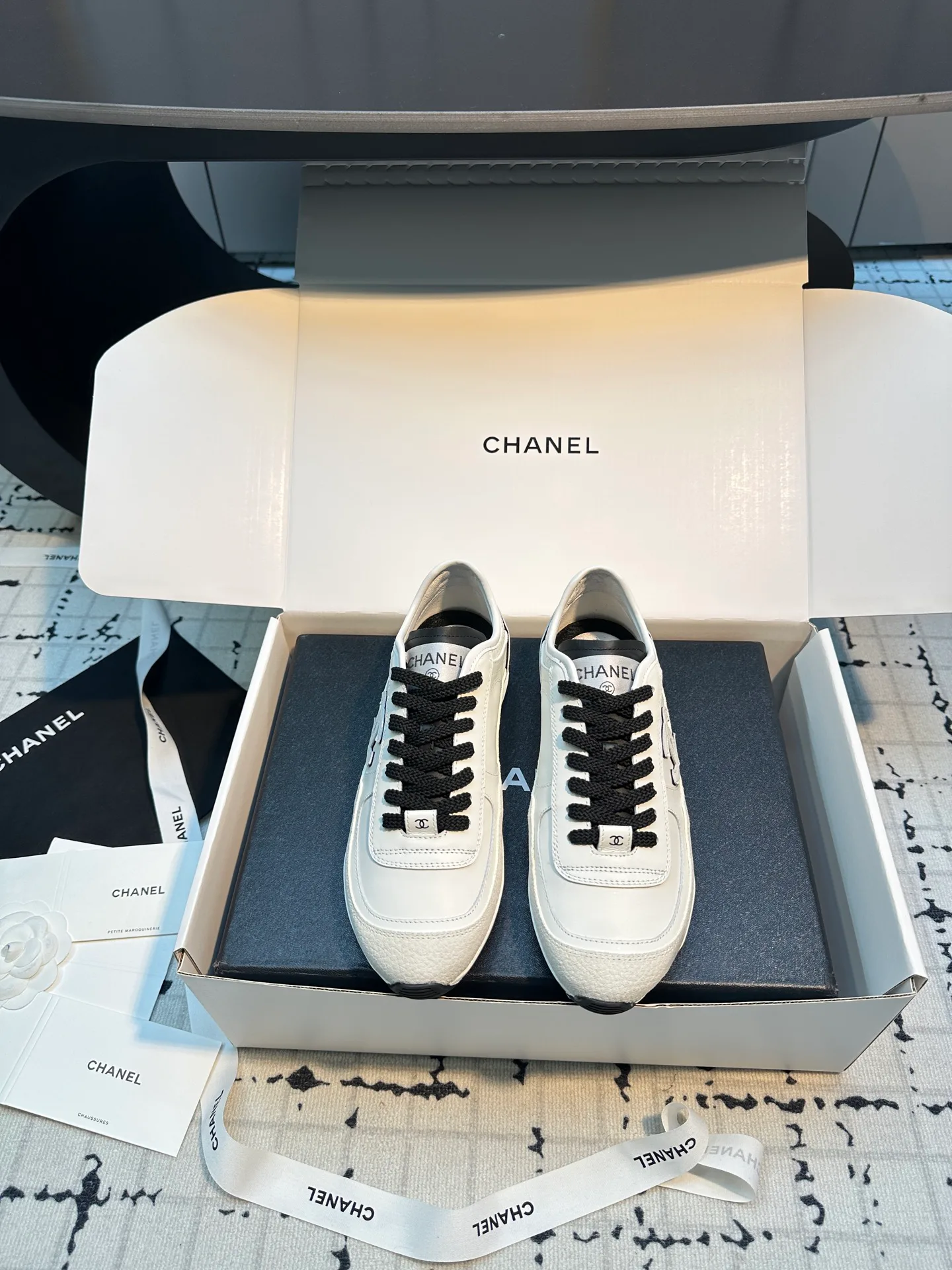 Кроссовки Женские Chanel 10468515