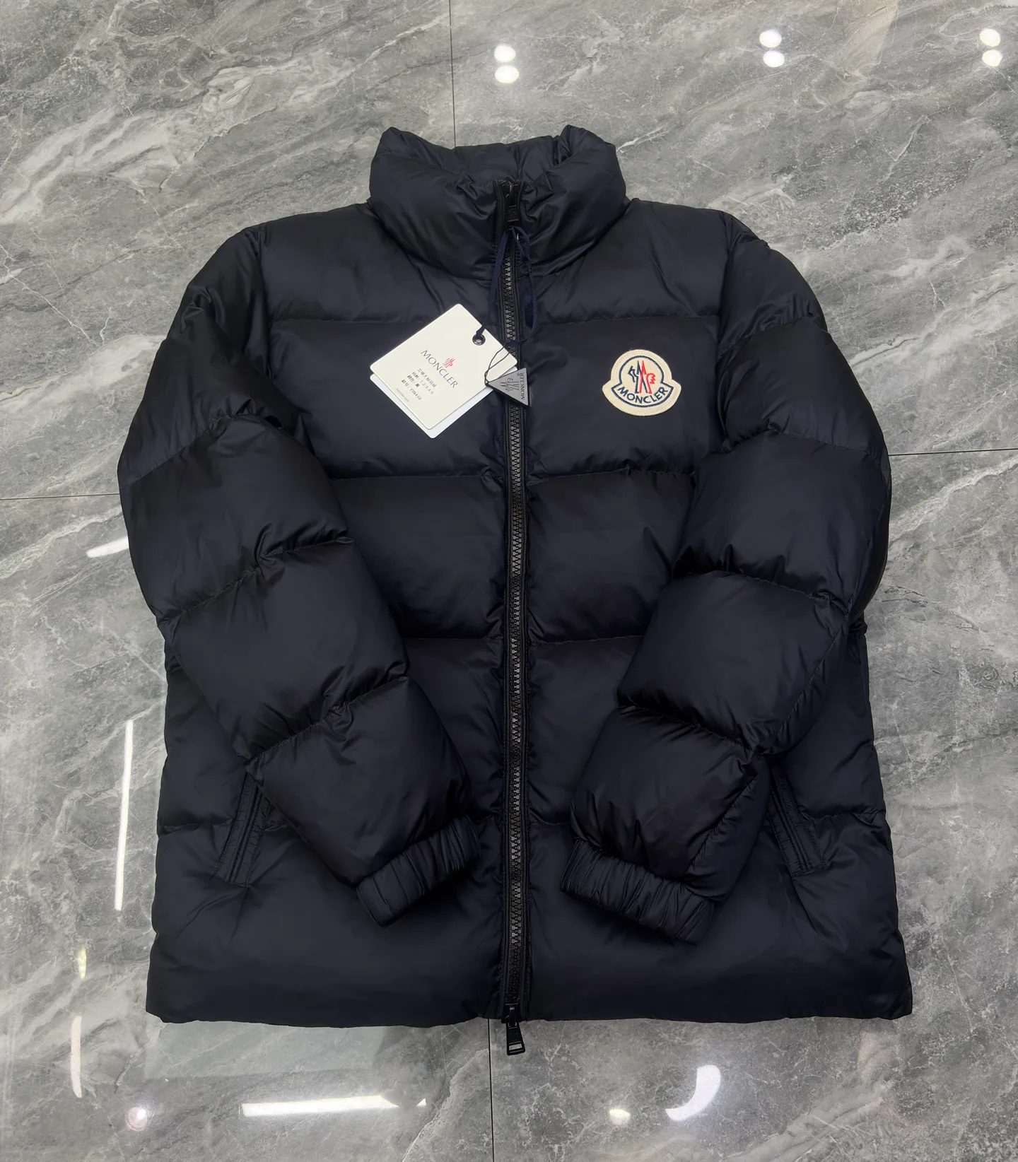 Куртки И Пуховики Женские Moncler 17568687