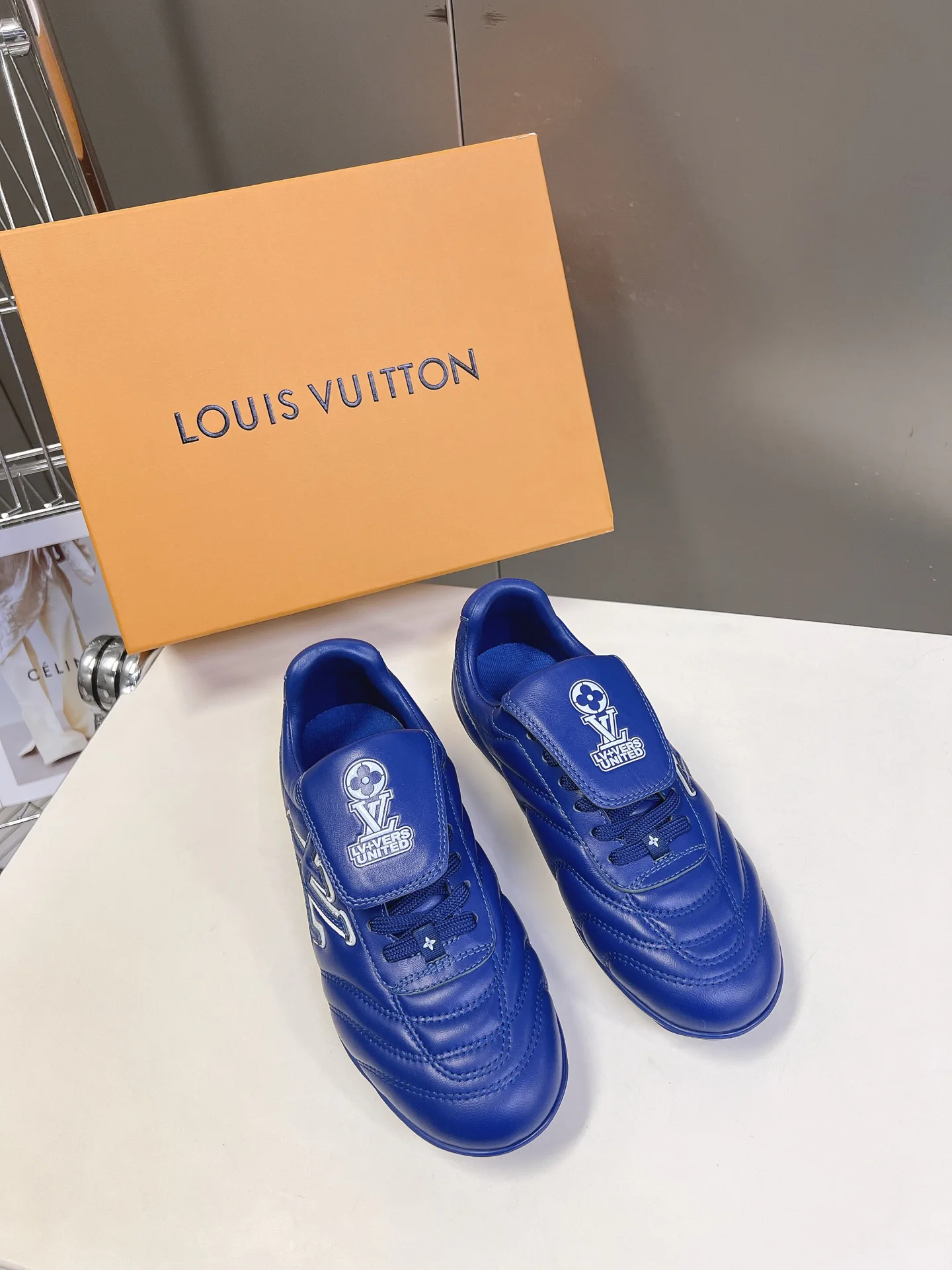 Кроссовки Женские Louis Vuitton 9389