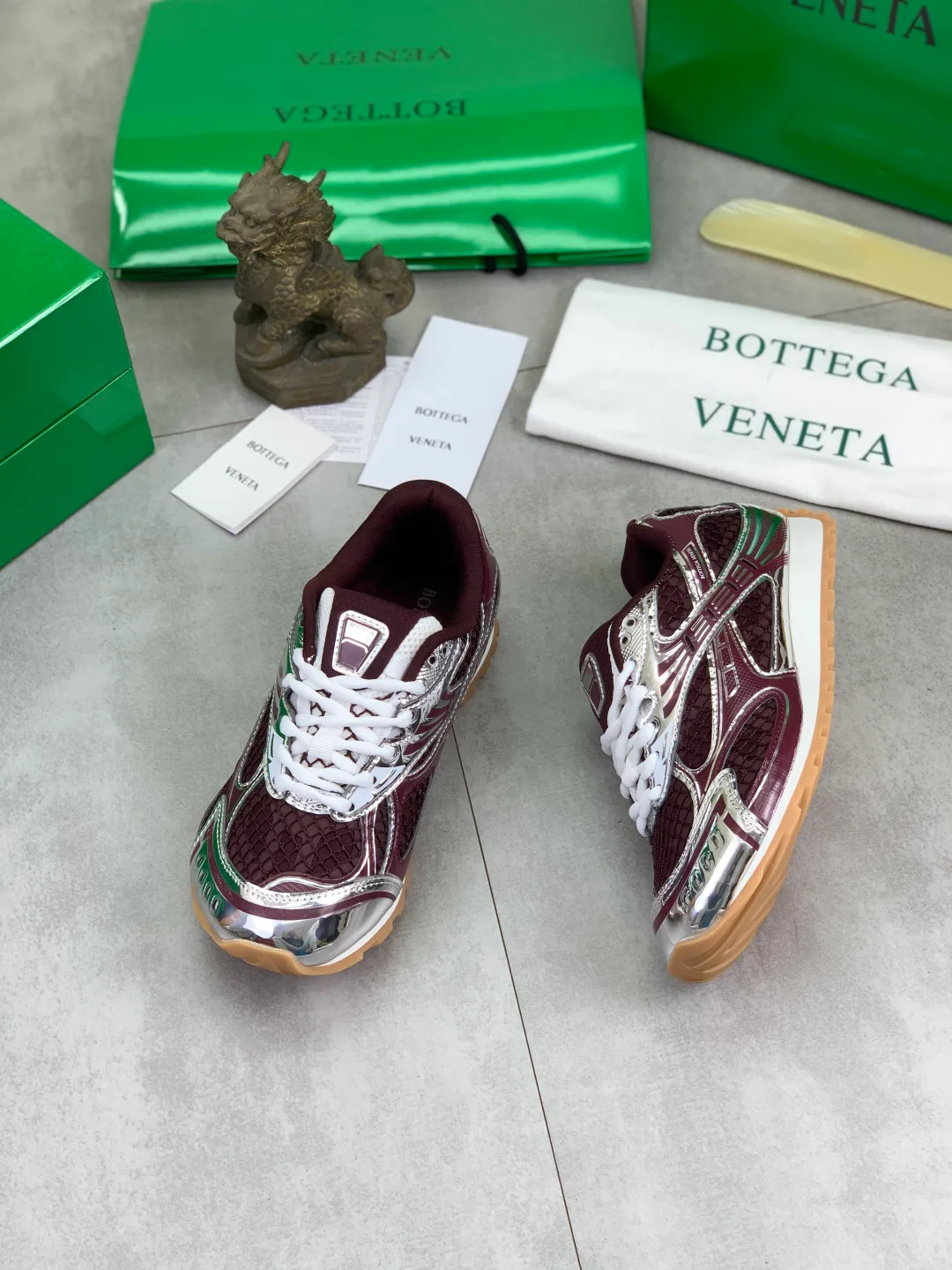 Кроссовки Женские Bottega Veneta 18365168