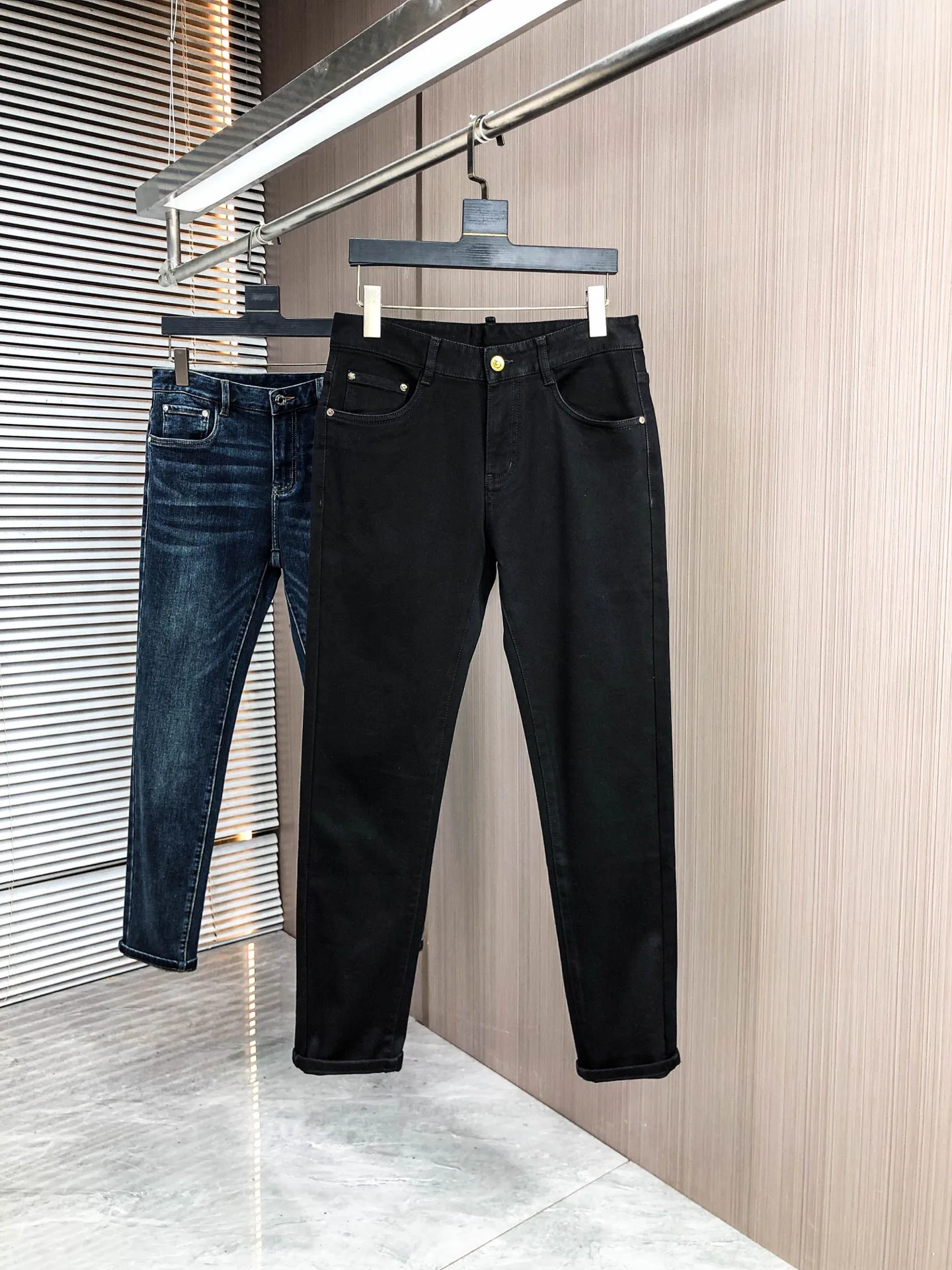 Джинсы Женские Moncler 10186902