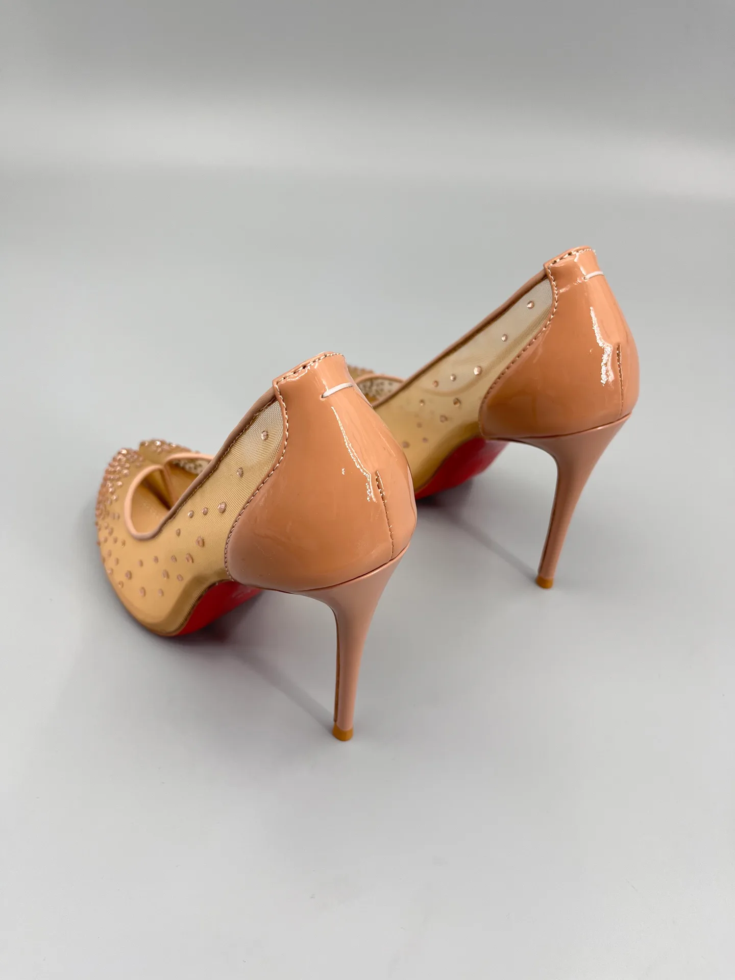 Туфли Женские Christian Louboutin 35773