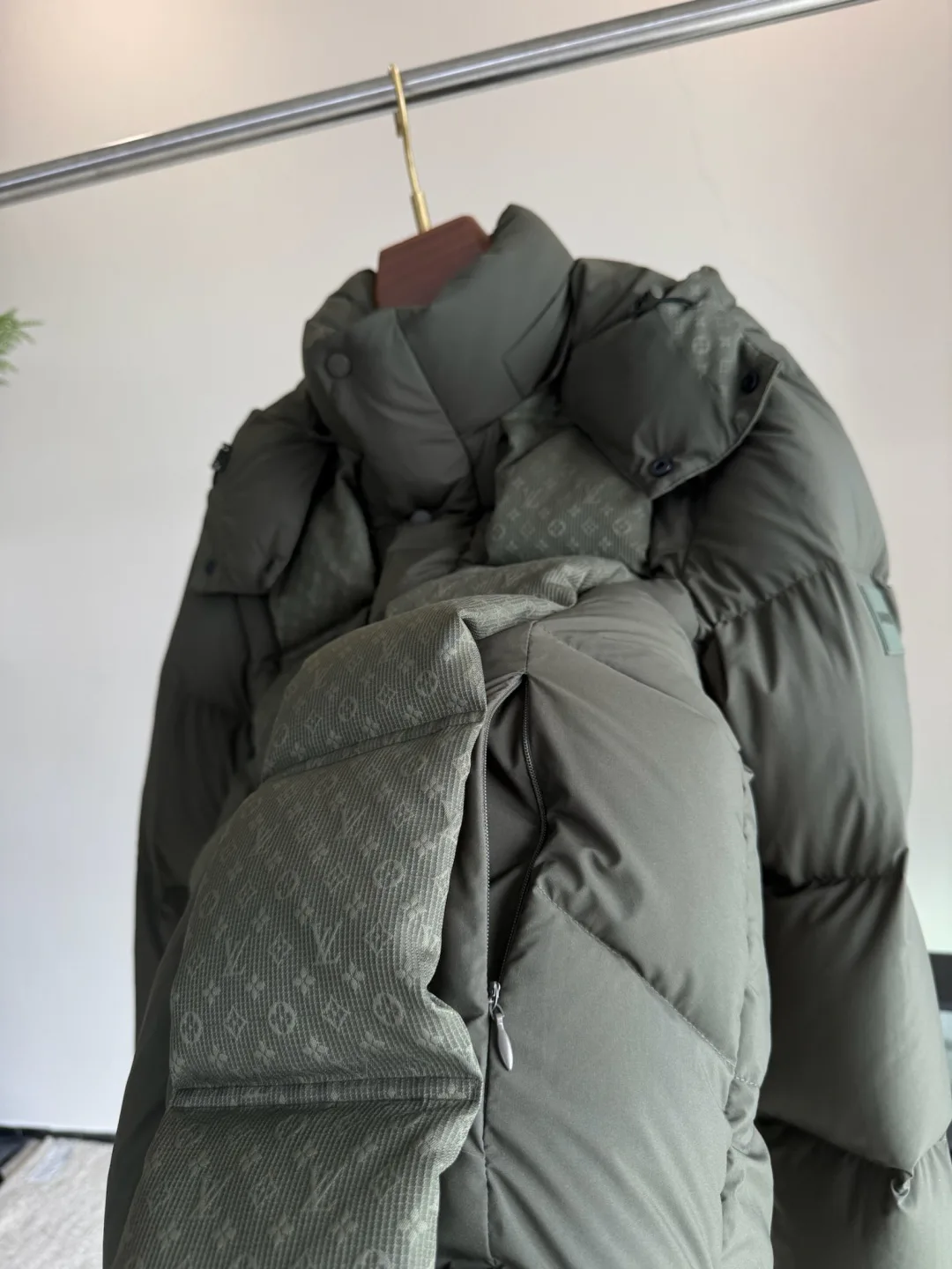 Куртки И Пуховики Женские Louis Vuitton 791783