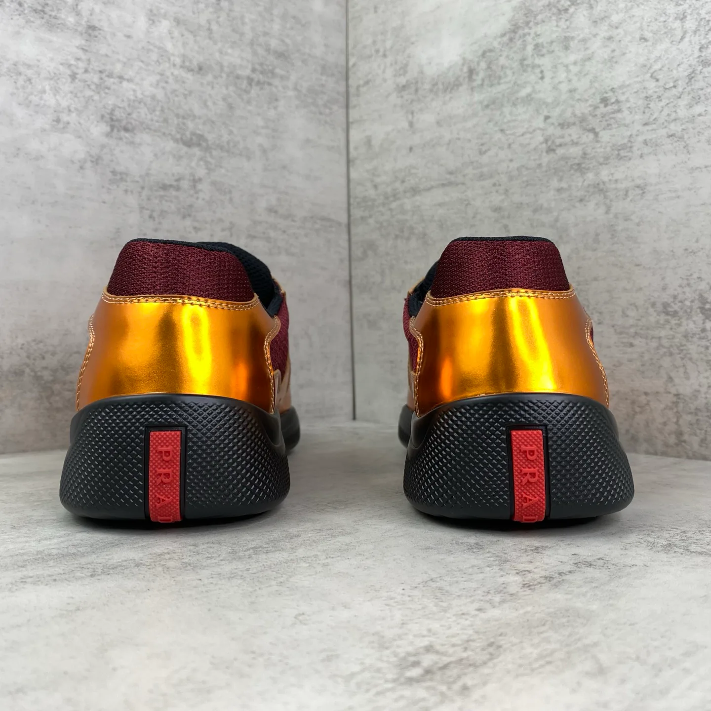 Кроссовки Мужские Prada 17918706
