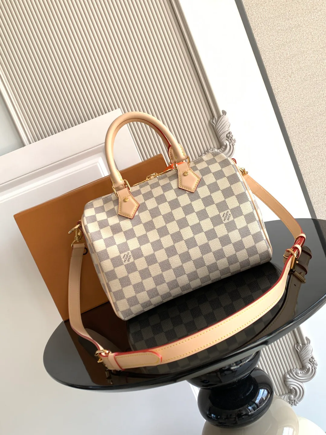 Классические Сумки Женские Louis Vuitton 11869533