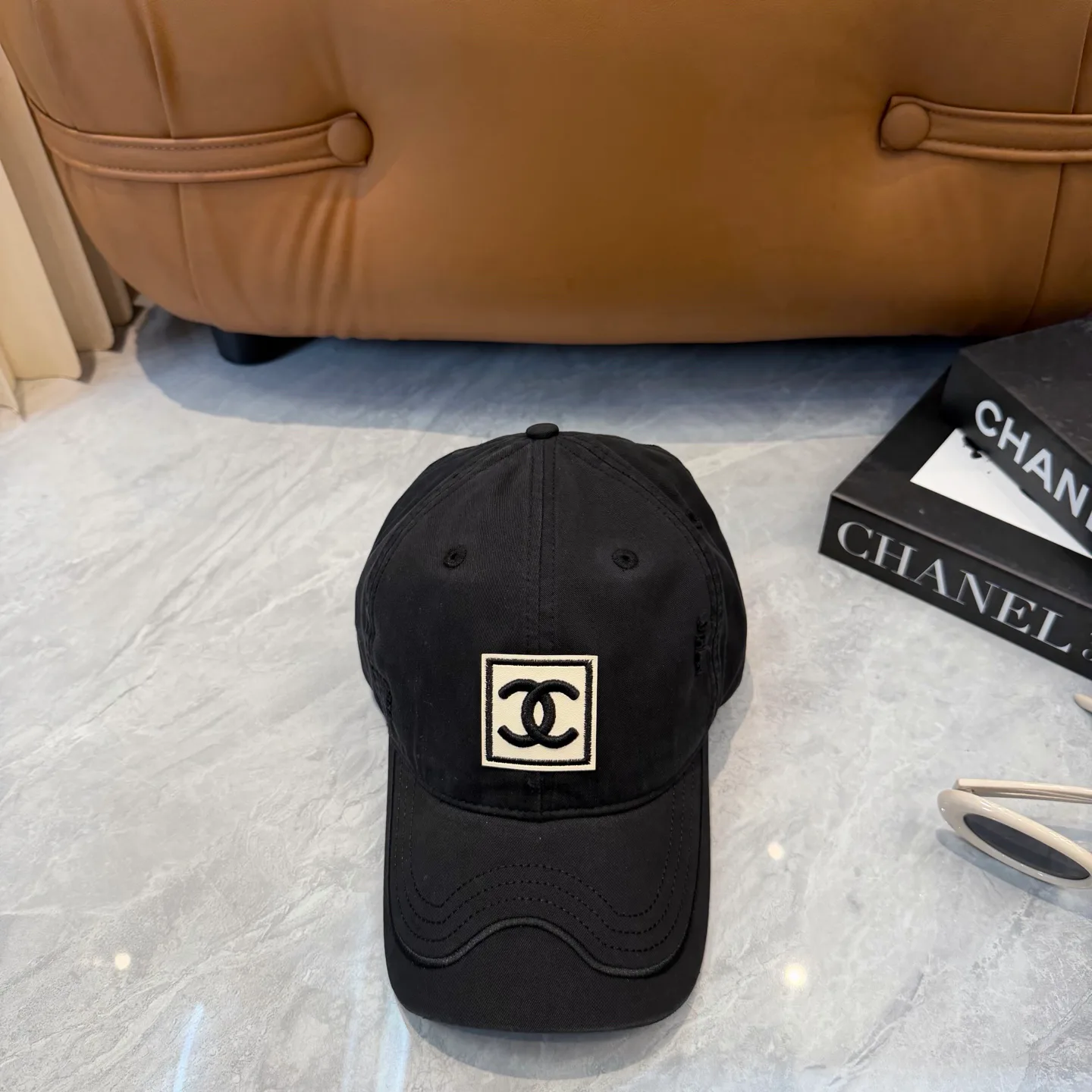 Головные Уборы Chanel 17515302