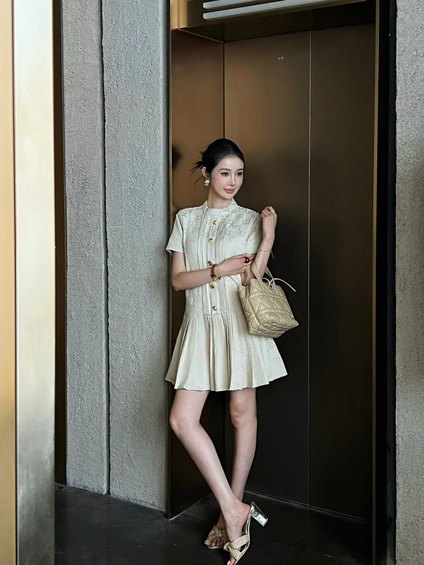 Платья Женские Gucci 11510062