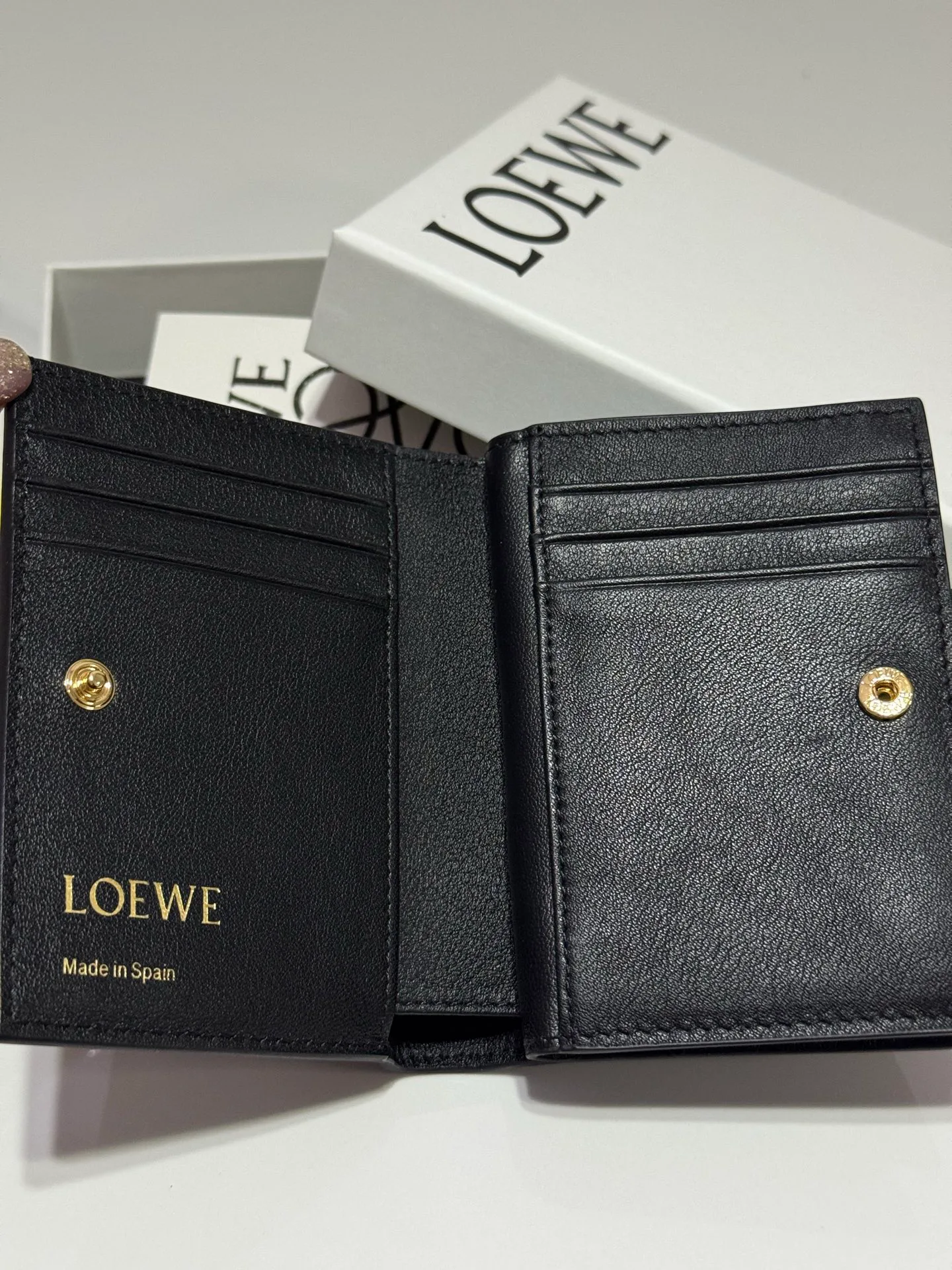 Классические Сумки Женские Loewe 11675846