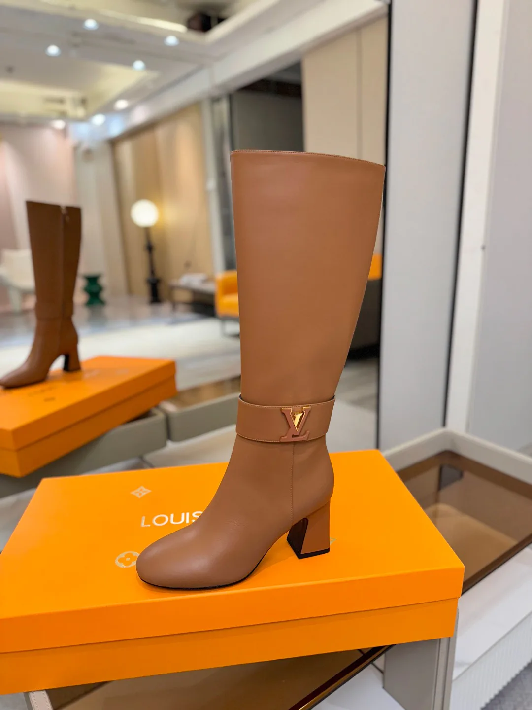 Сапоги Женские Louis Vuitton 520237