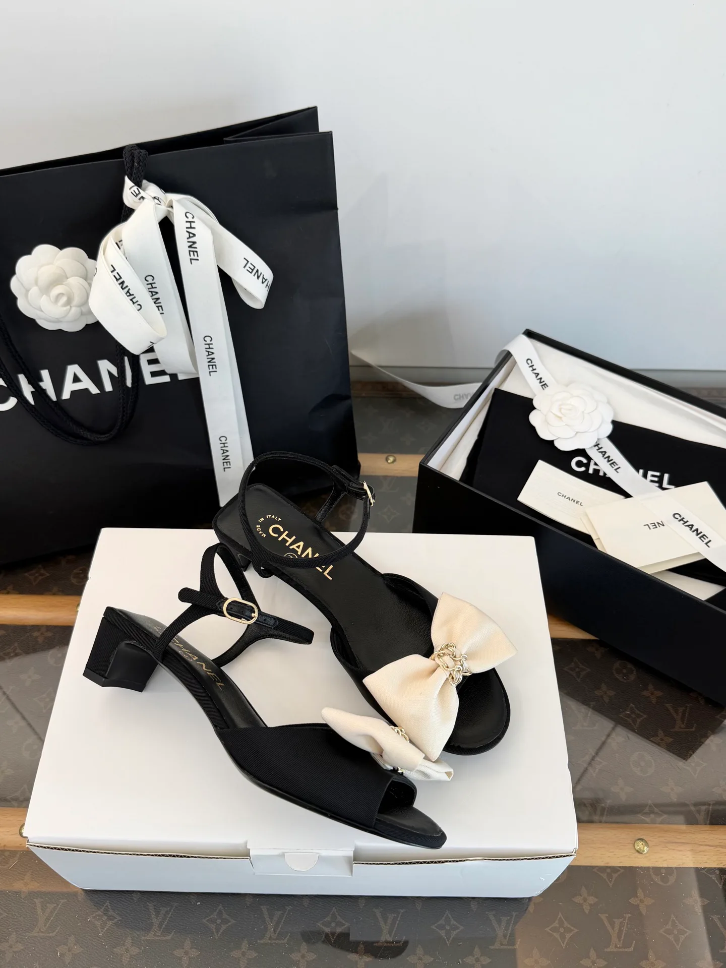 Босоножки Женские Chanel 12700995