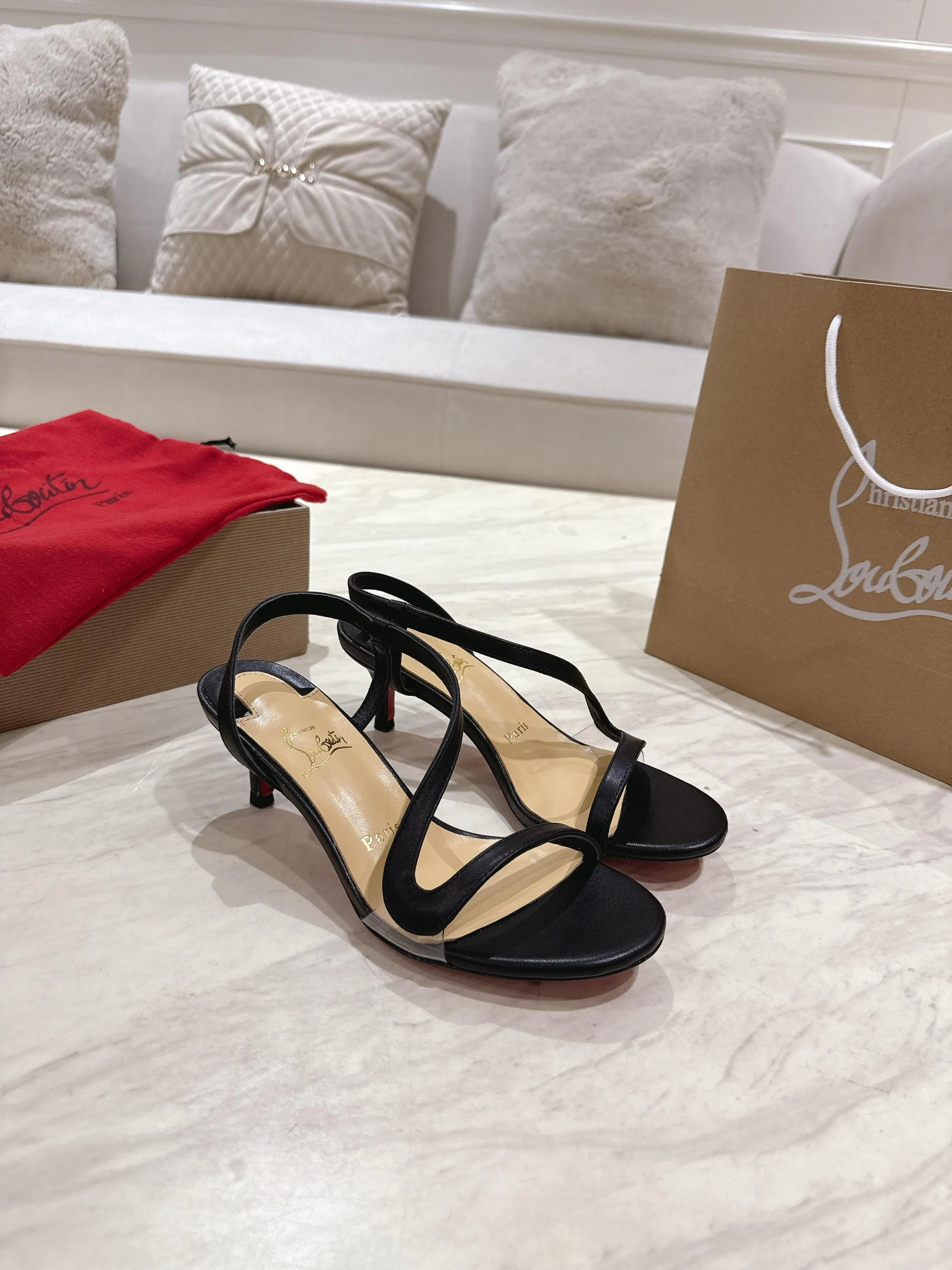 Босоножки Женские Christian Louboutin 1228721