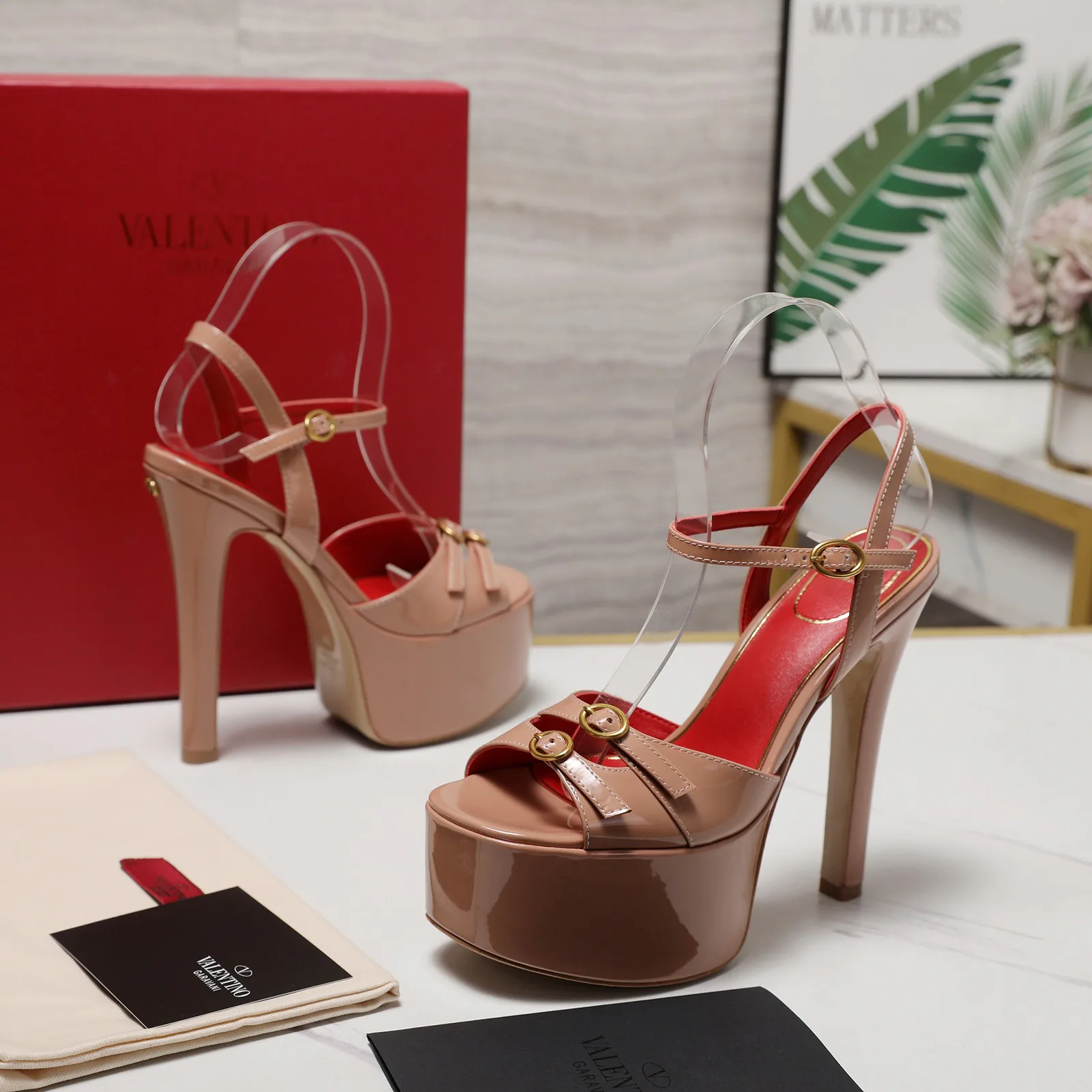 Босоножки Женские Valentino 13542424