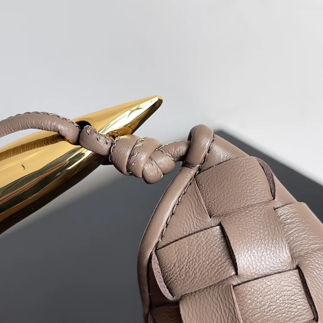 Классические Сумки Женские Bottega Veneta 12788323