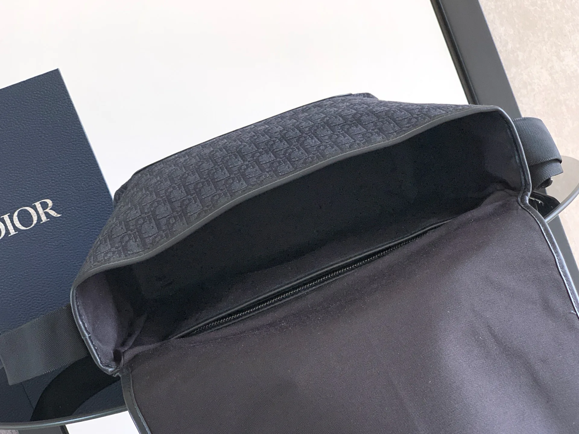 Классические Сумки Женские Christian Dior 12699478