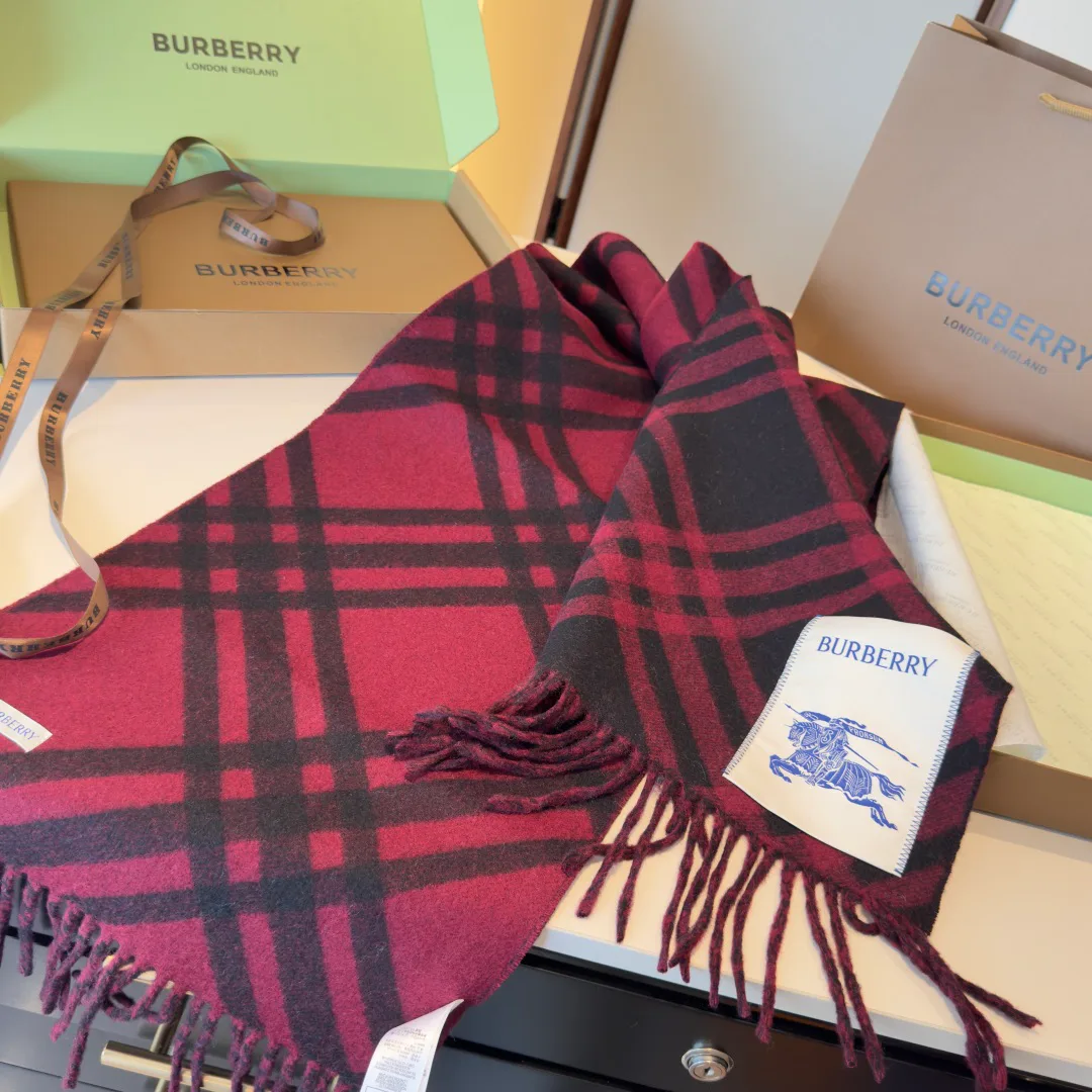 Шарфы Burberry 124001