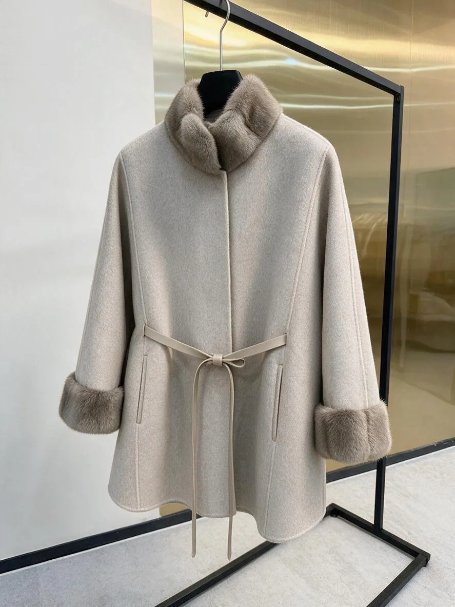 Пальто Женские Loro Piana 18478377