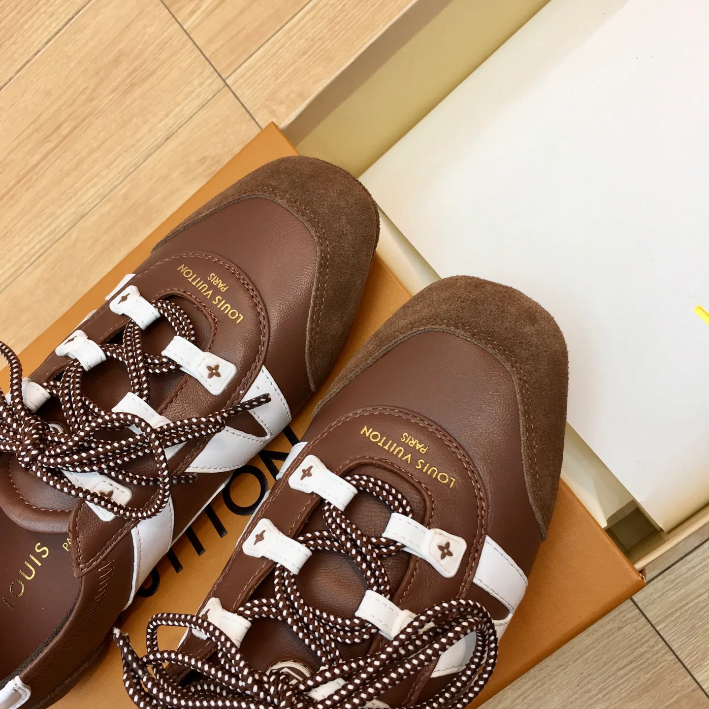 Кроссовки Женские Louis Vuitton 1590939