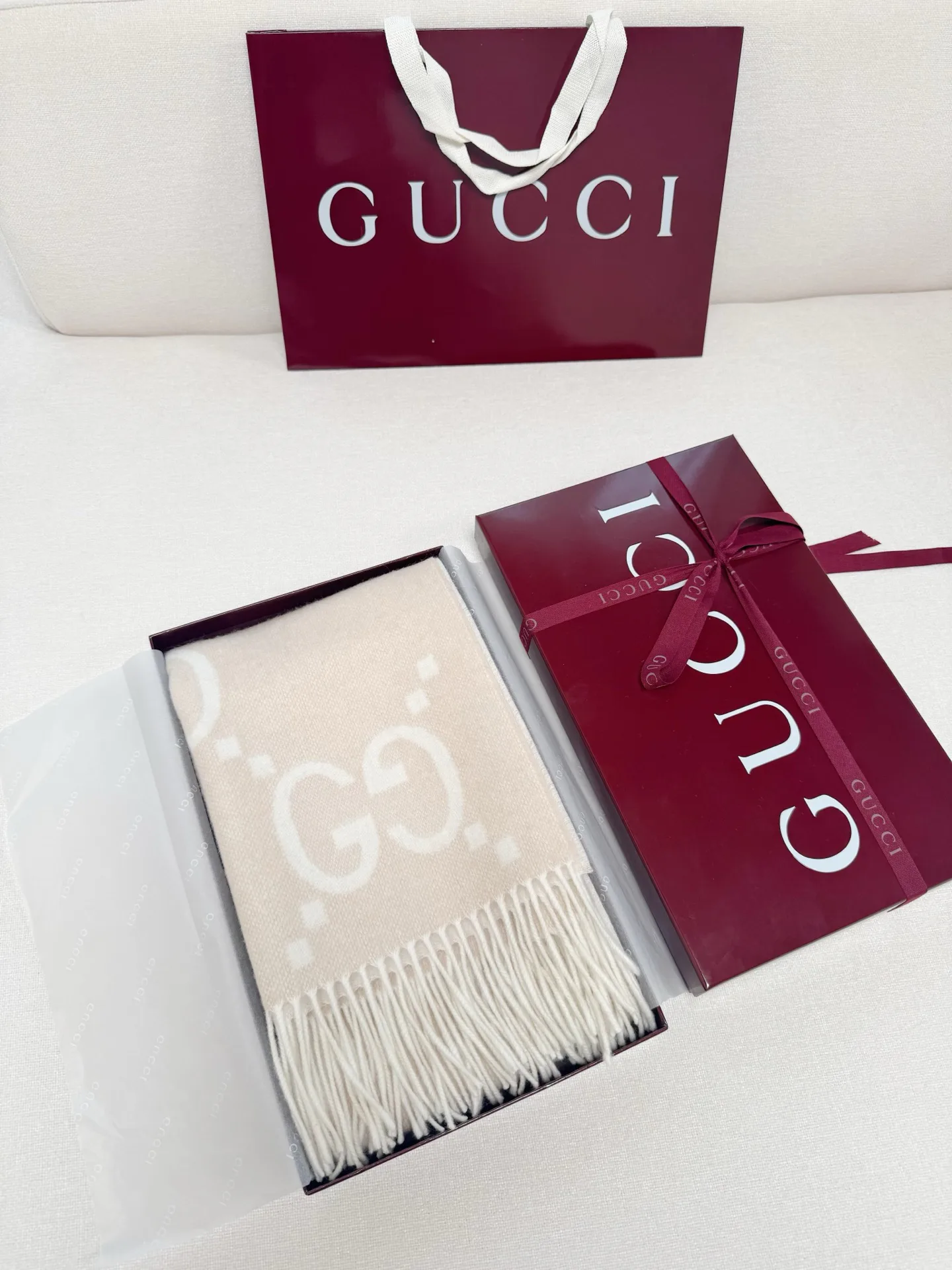 Шарфы Gucci 11247761