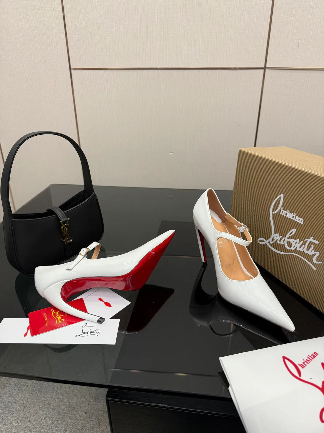 Туфли Женские Christian Louboutin 5052089