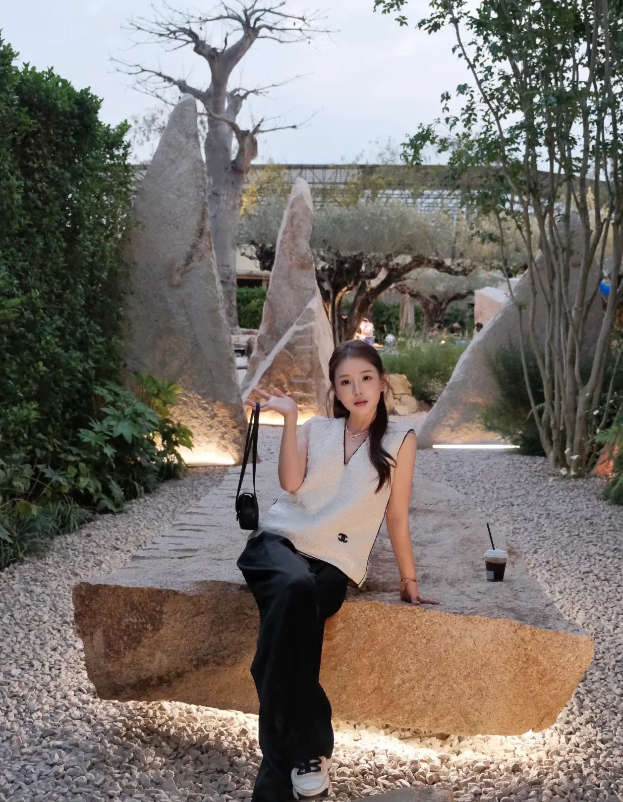 Жилеты Женские Chanel 11775487