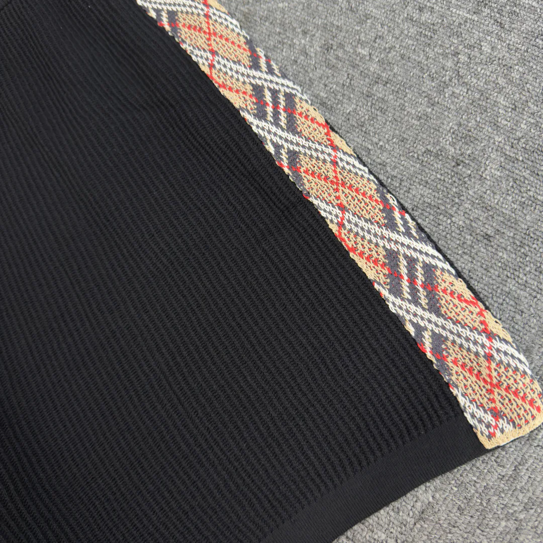 Шорты Мужские Burberry 17577635