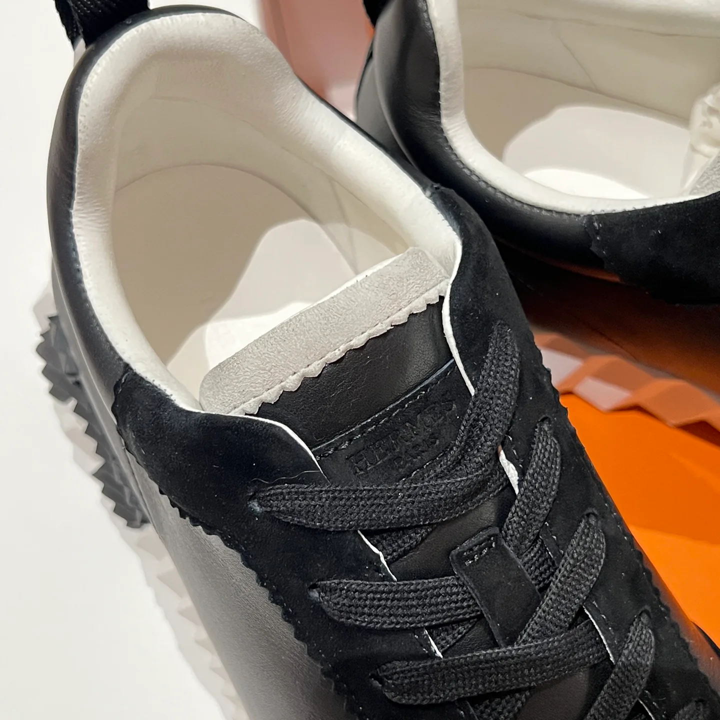 Кроссовки Женские Hermes 18080320
