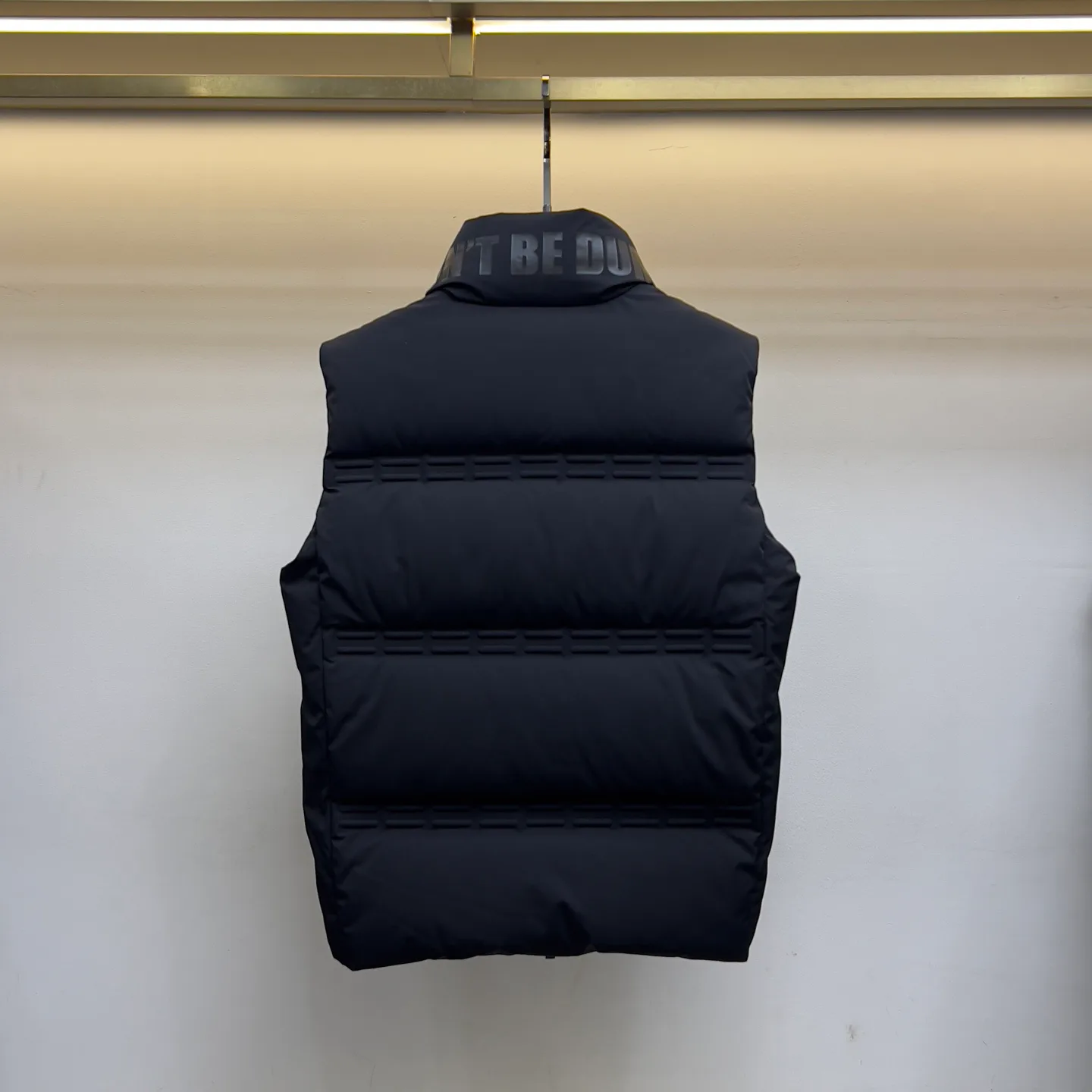 Жилеты Женские Moncler 844103